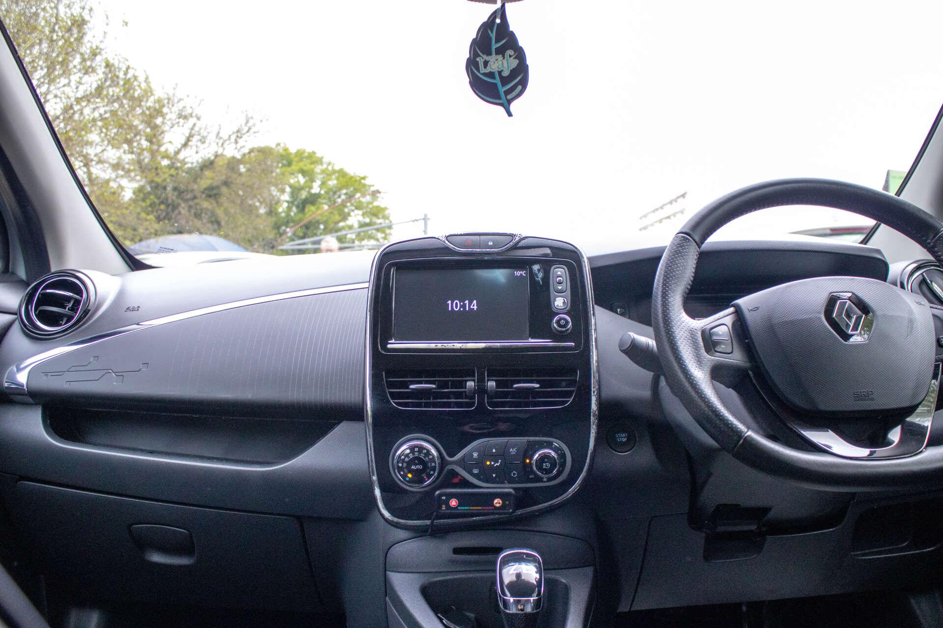 Renault Zoe view 23
