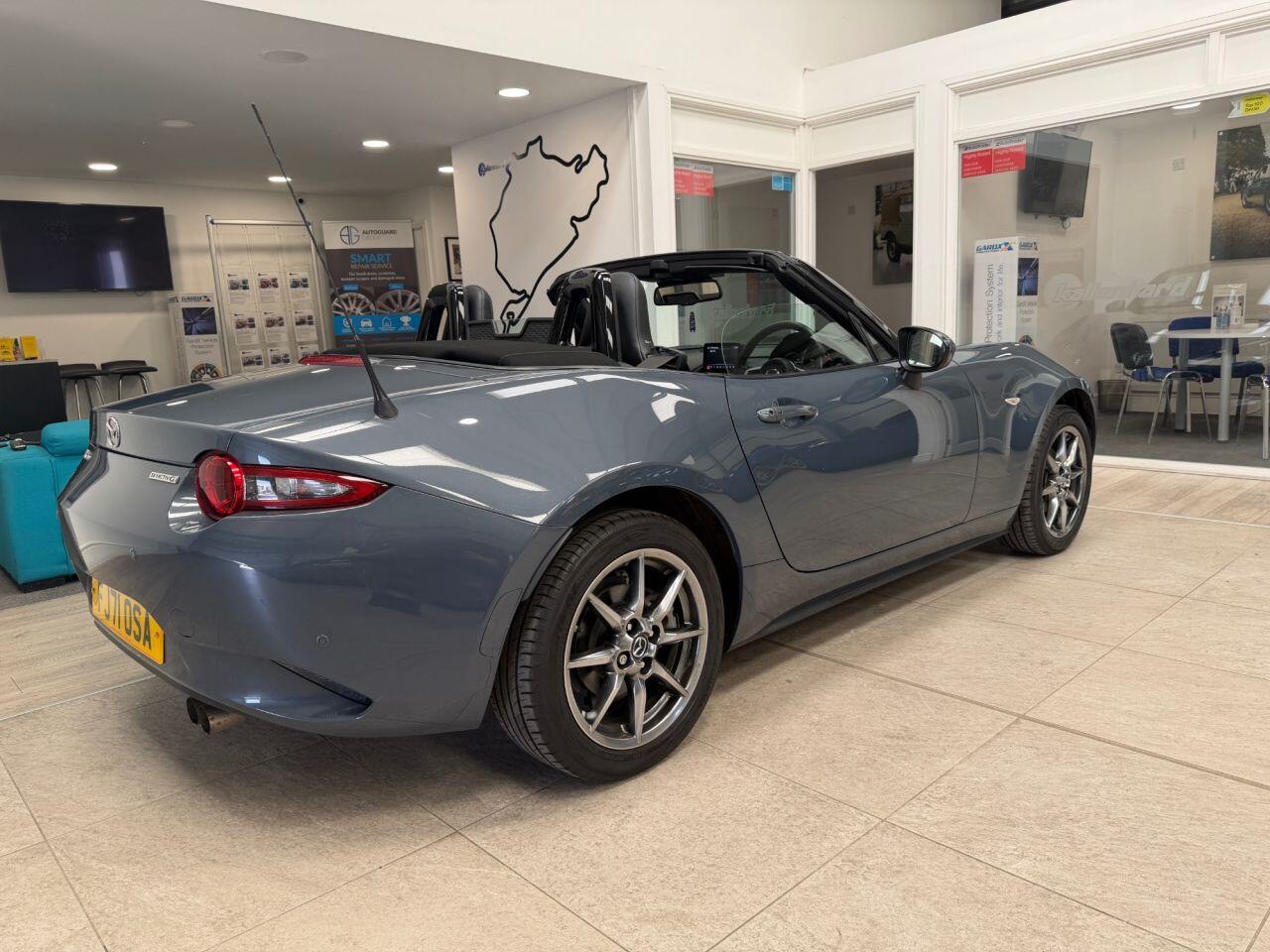 Mazda Skyactiv-G view 19