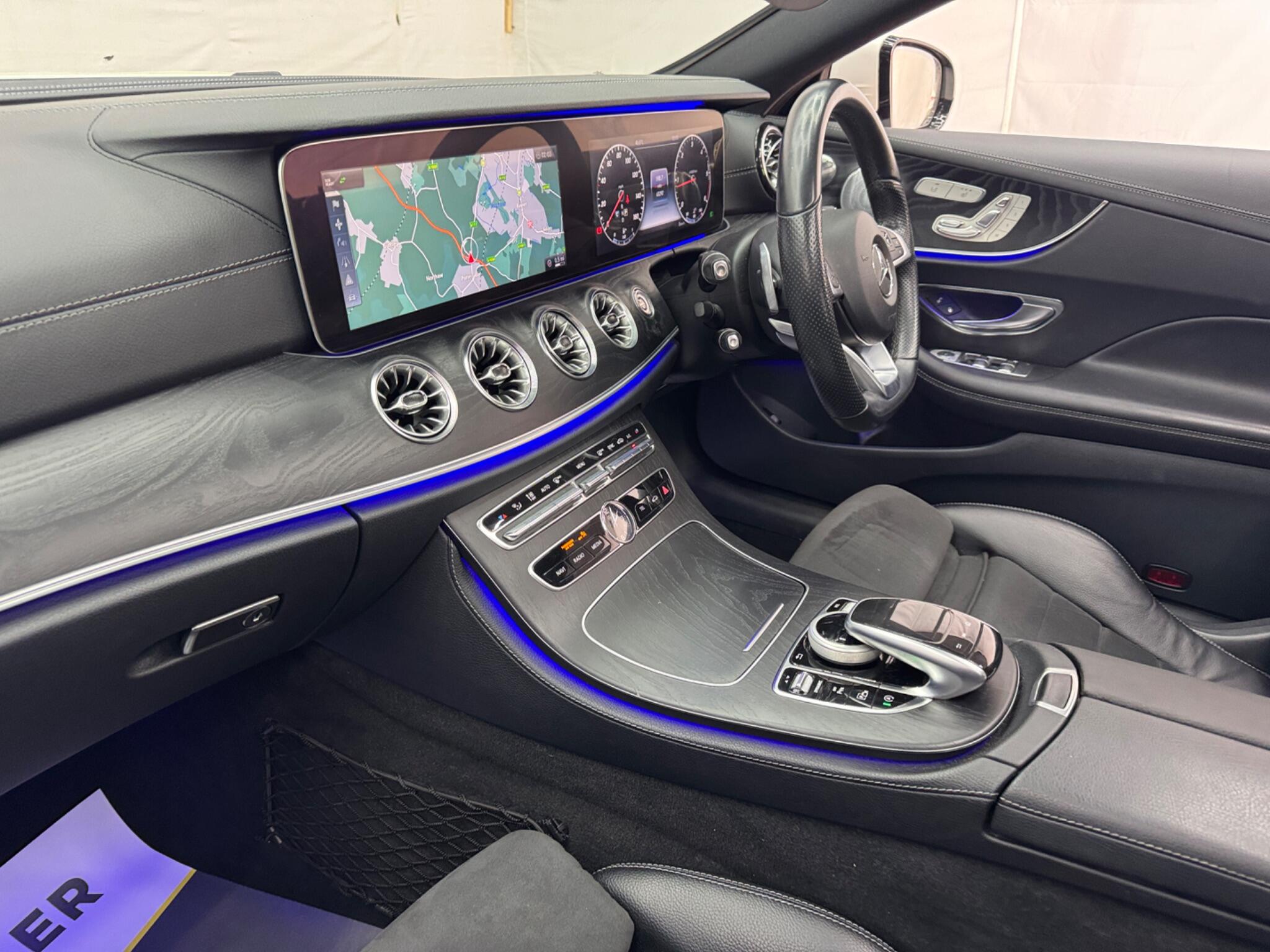Mercedes-Benz E Class view 14