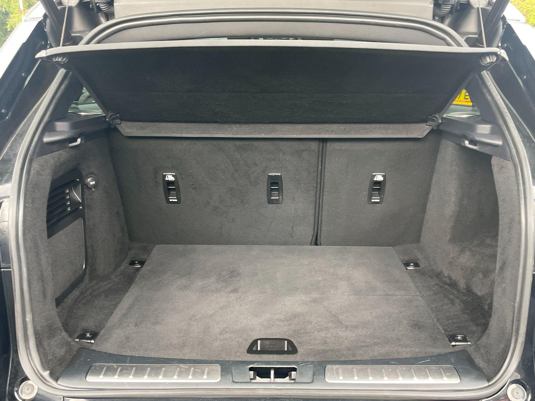 Land Rover Range Rover Evoque view 22