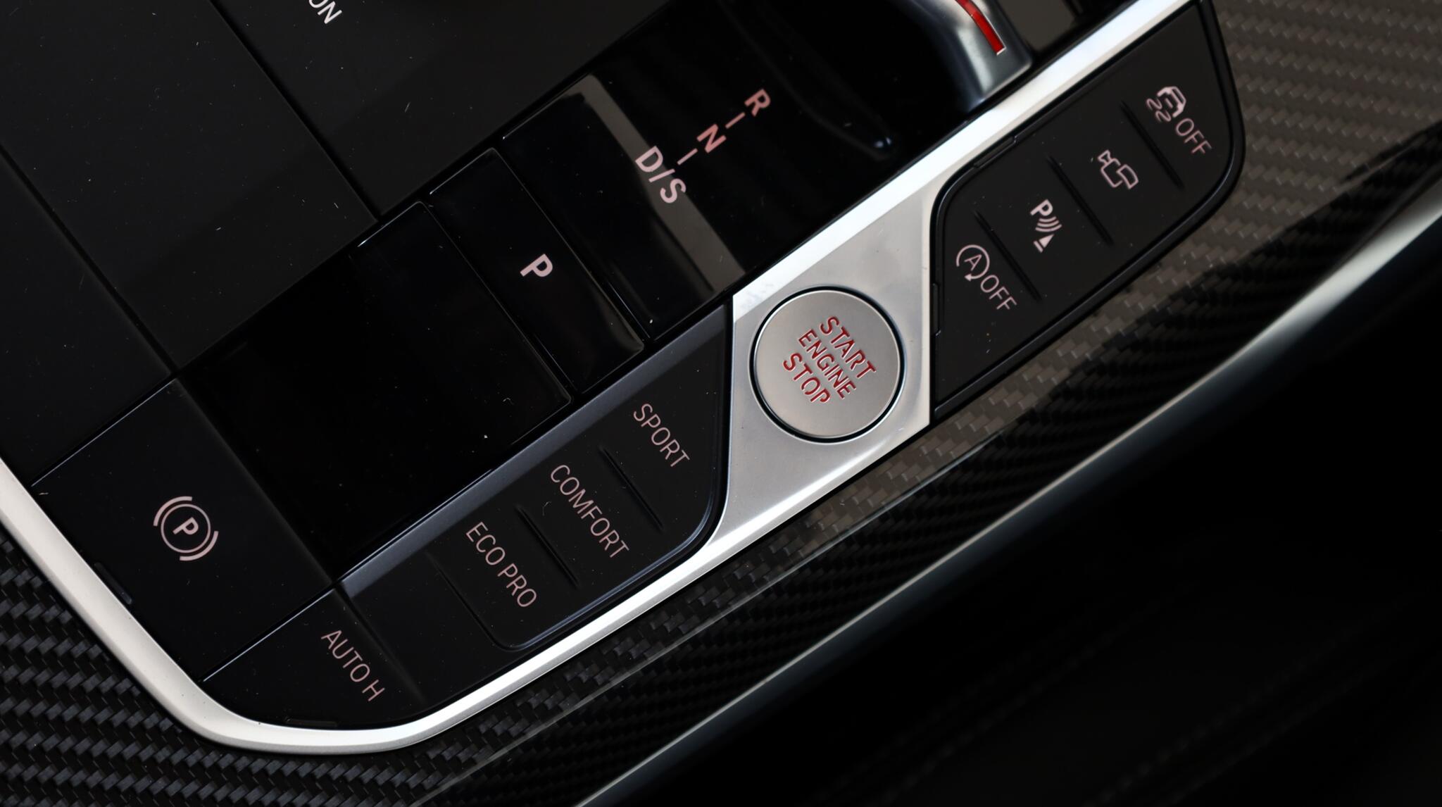 BMW 3 Series view 19