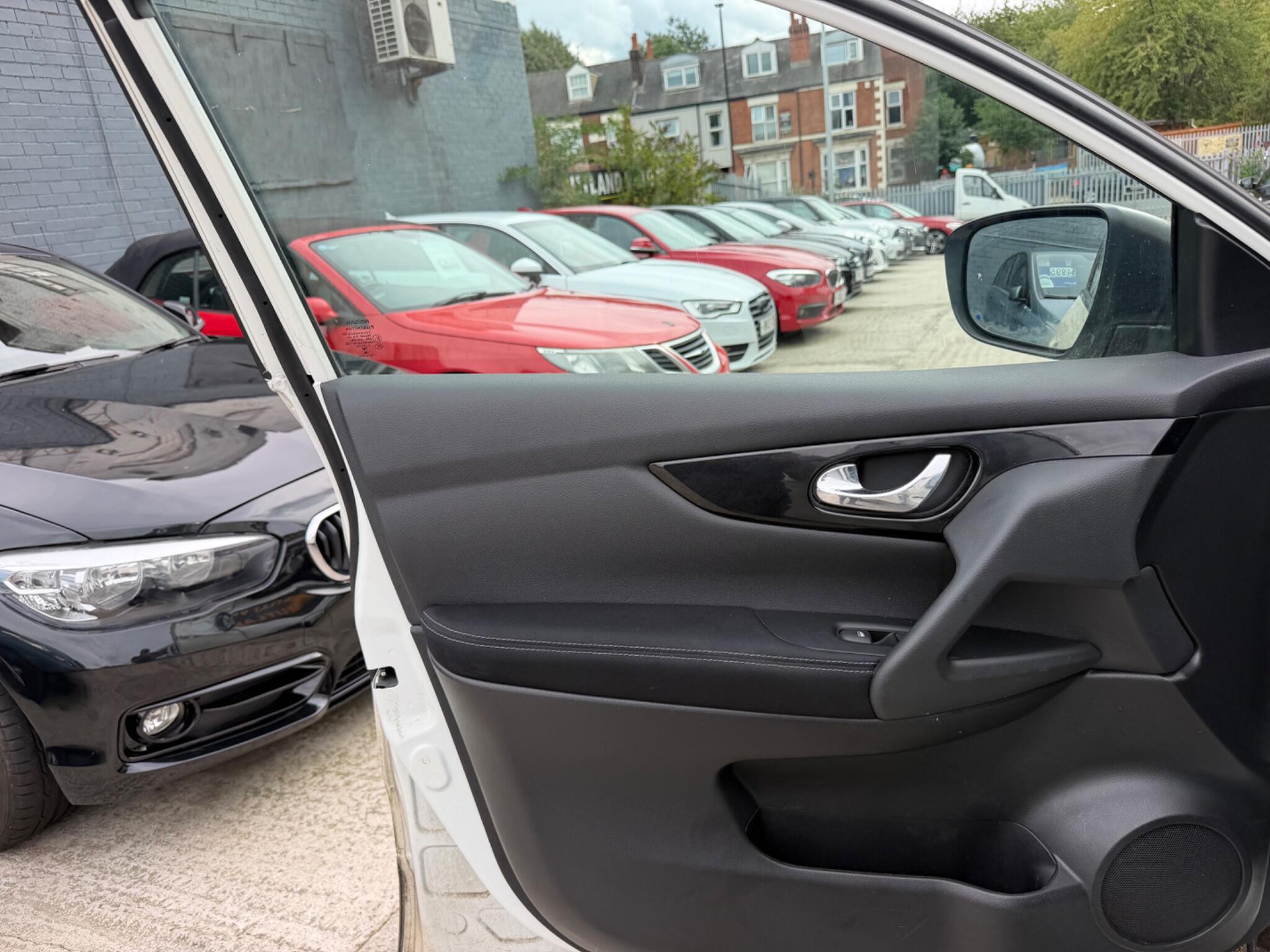 Nissan Qashqai view 14