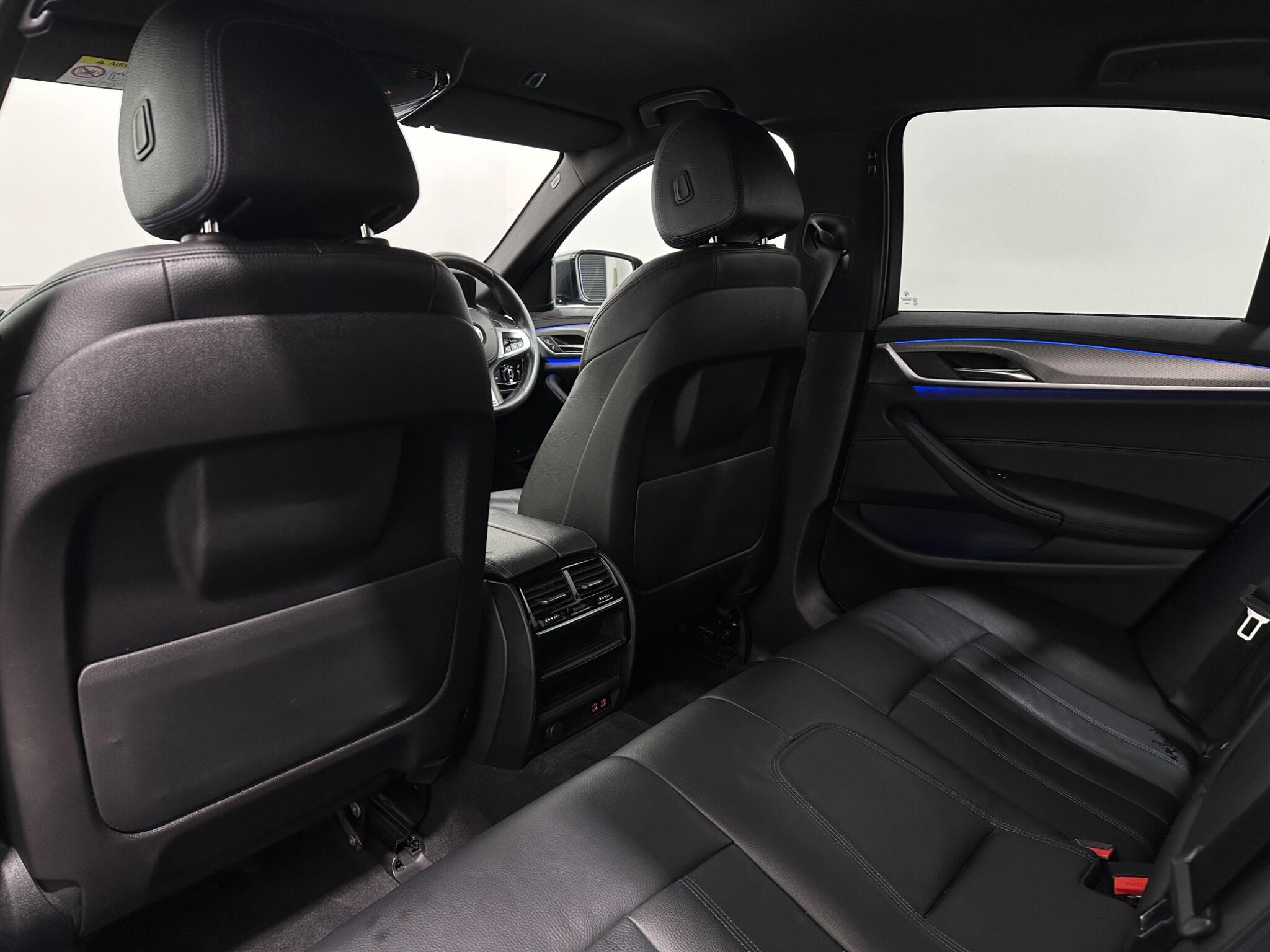 BMW 5 Series view 37