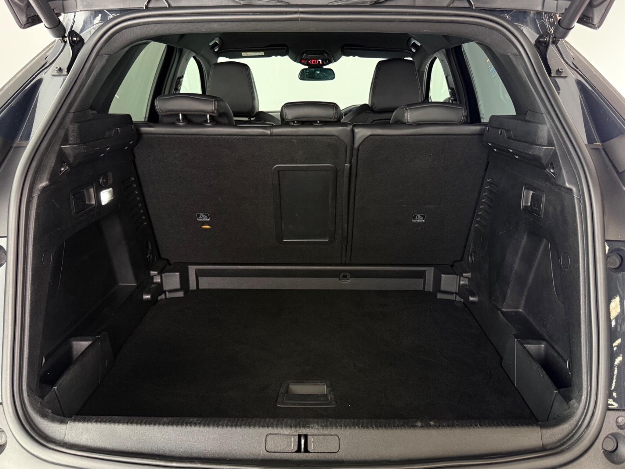Peugeot 3008 view 10
