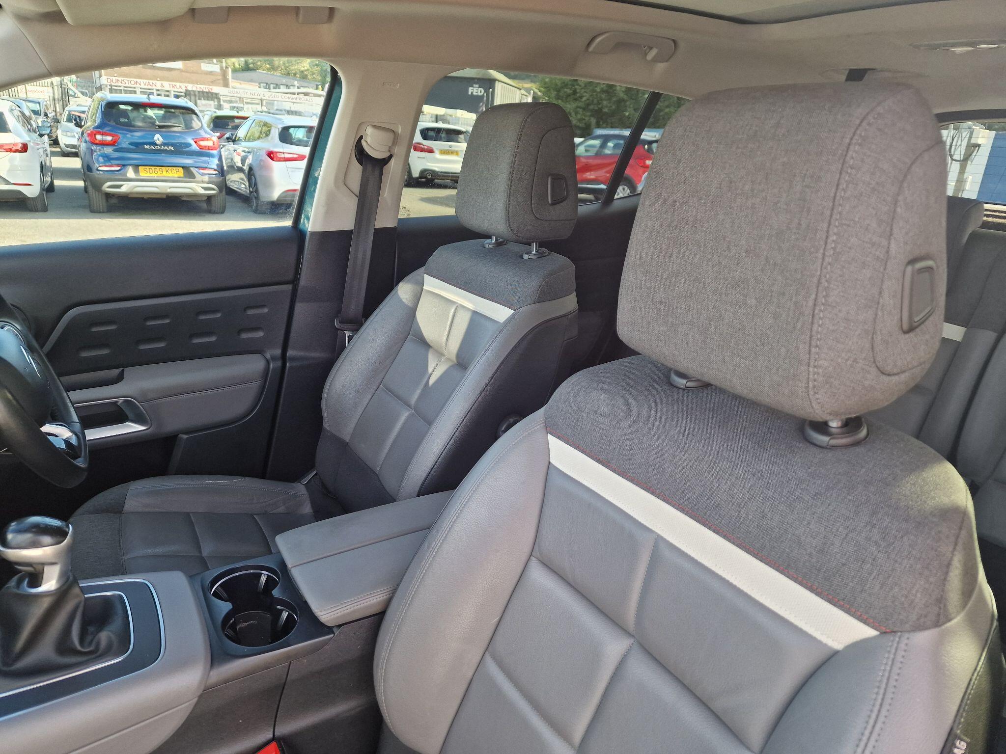 Citroen C5 Aircross view 54