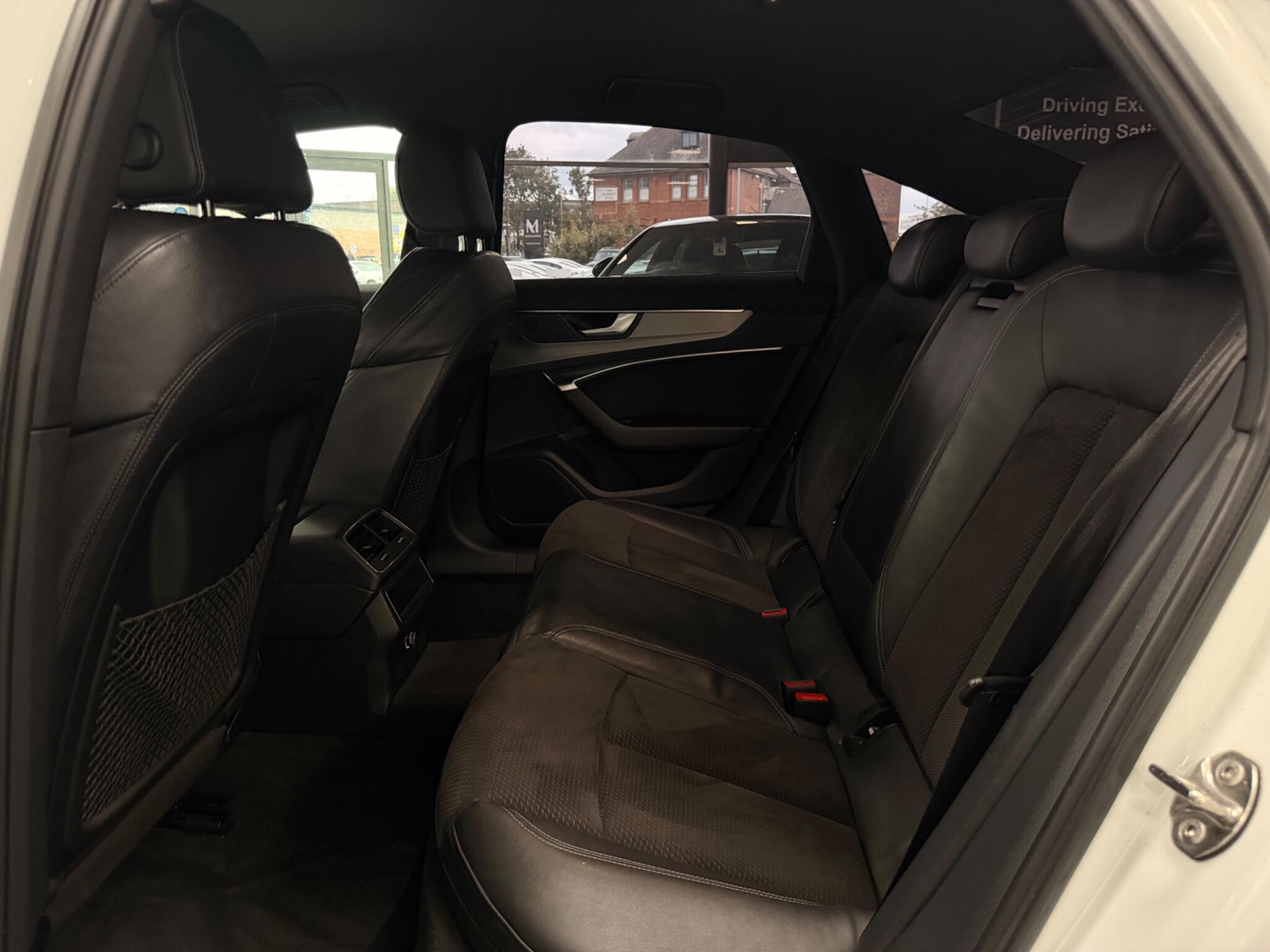 Audi A6 view 30