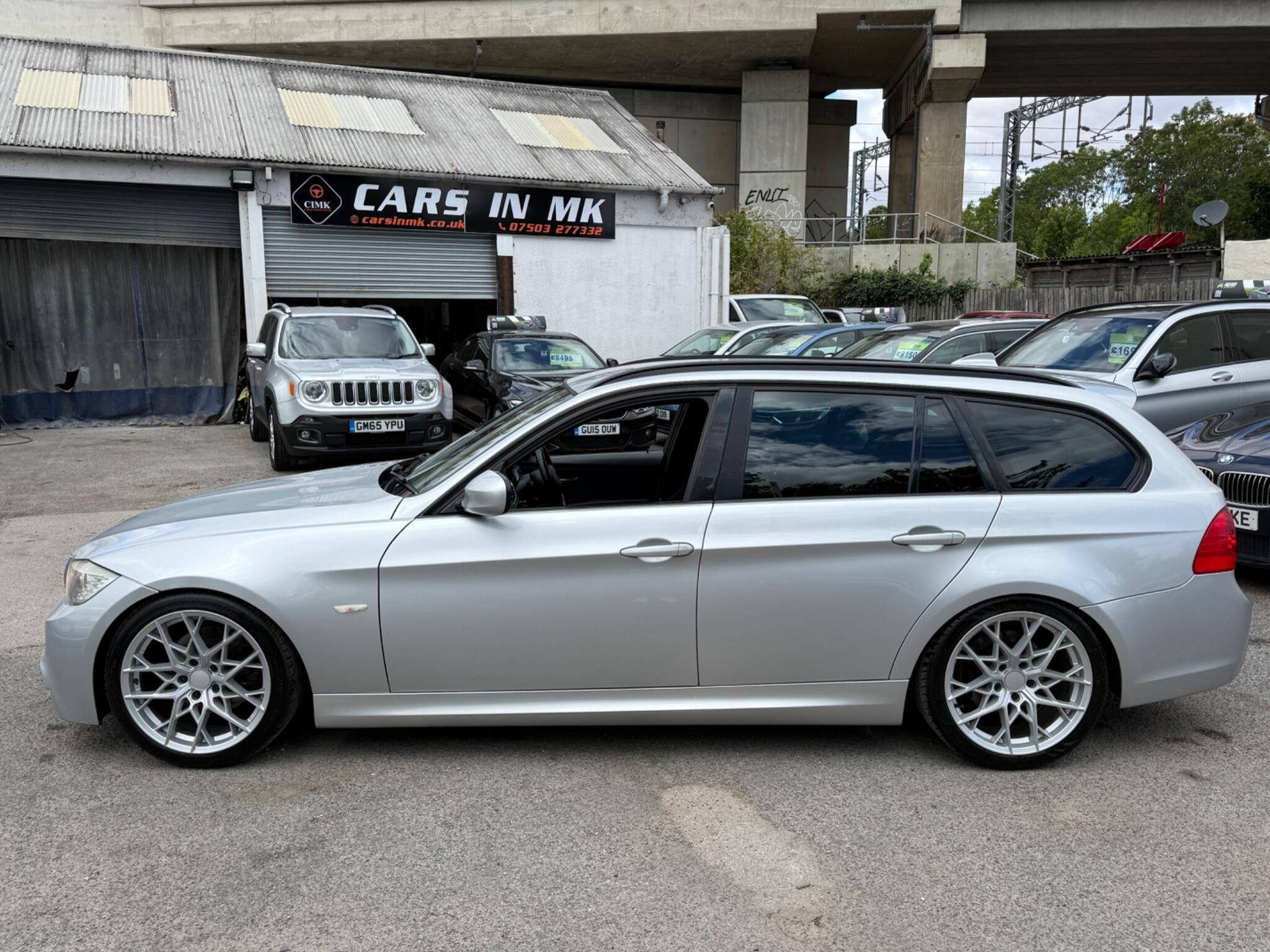 BMW 3 Series - Image 10