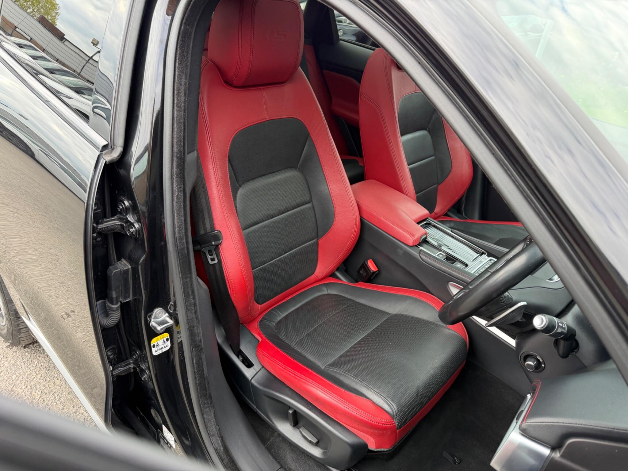 Jaguar F-Pace view 18