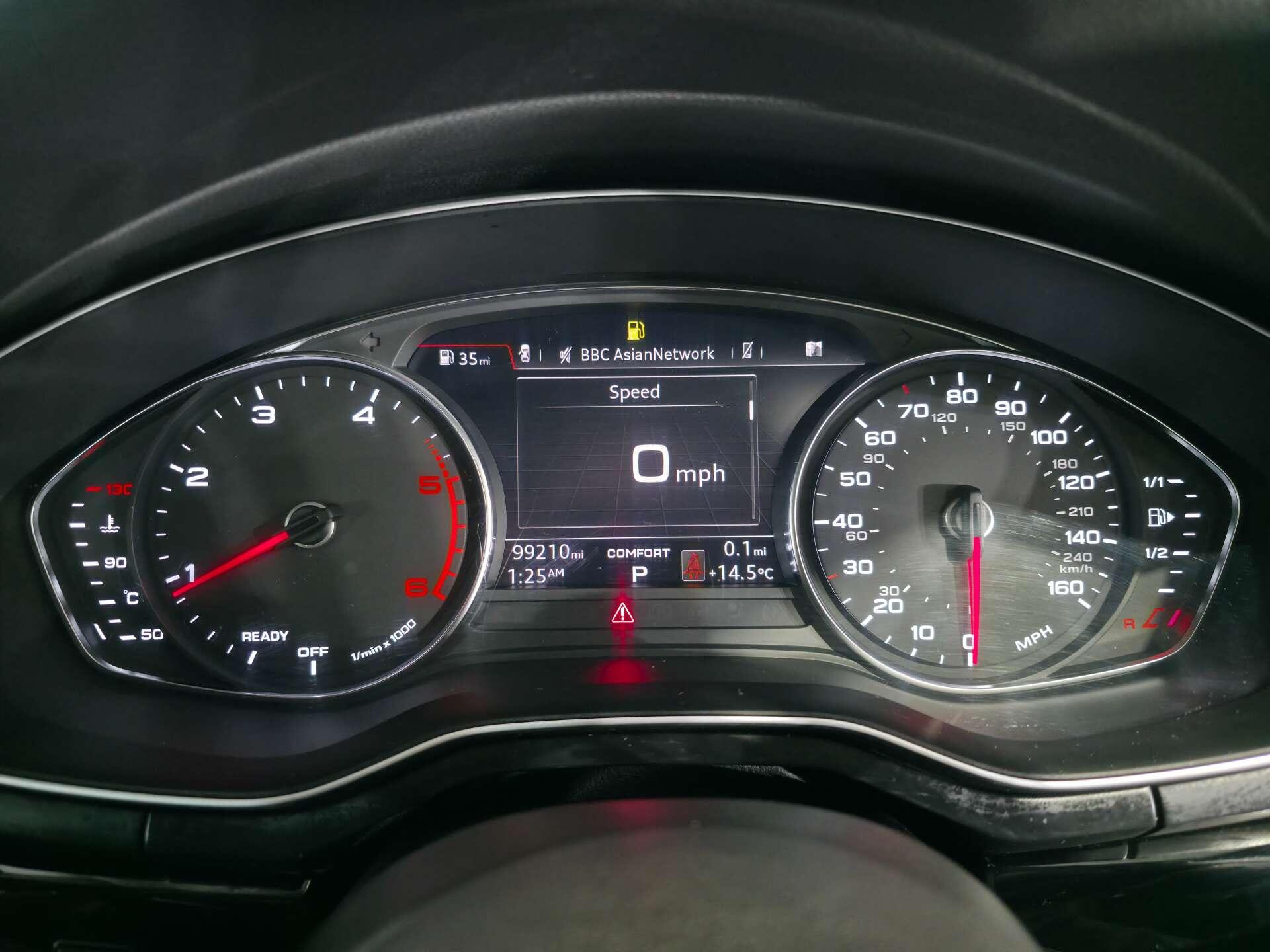 Audi A4 view 26