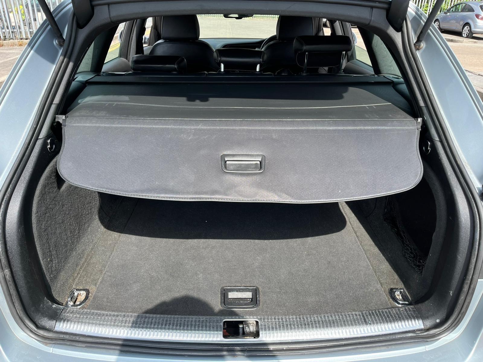 Audi A4 view 55