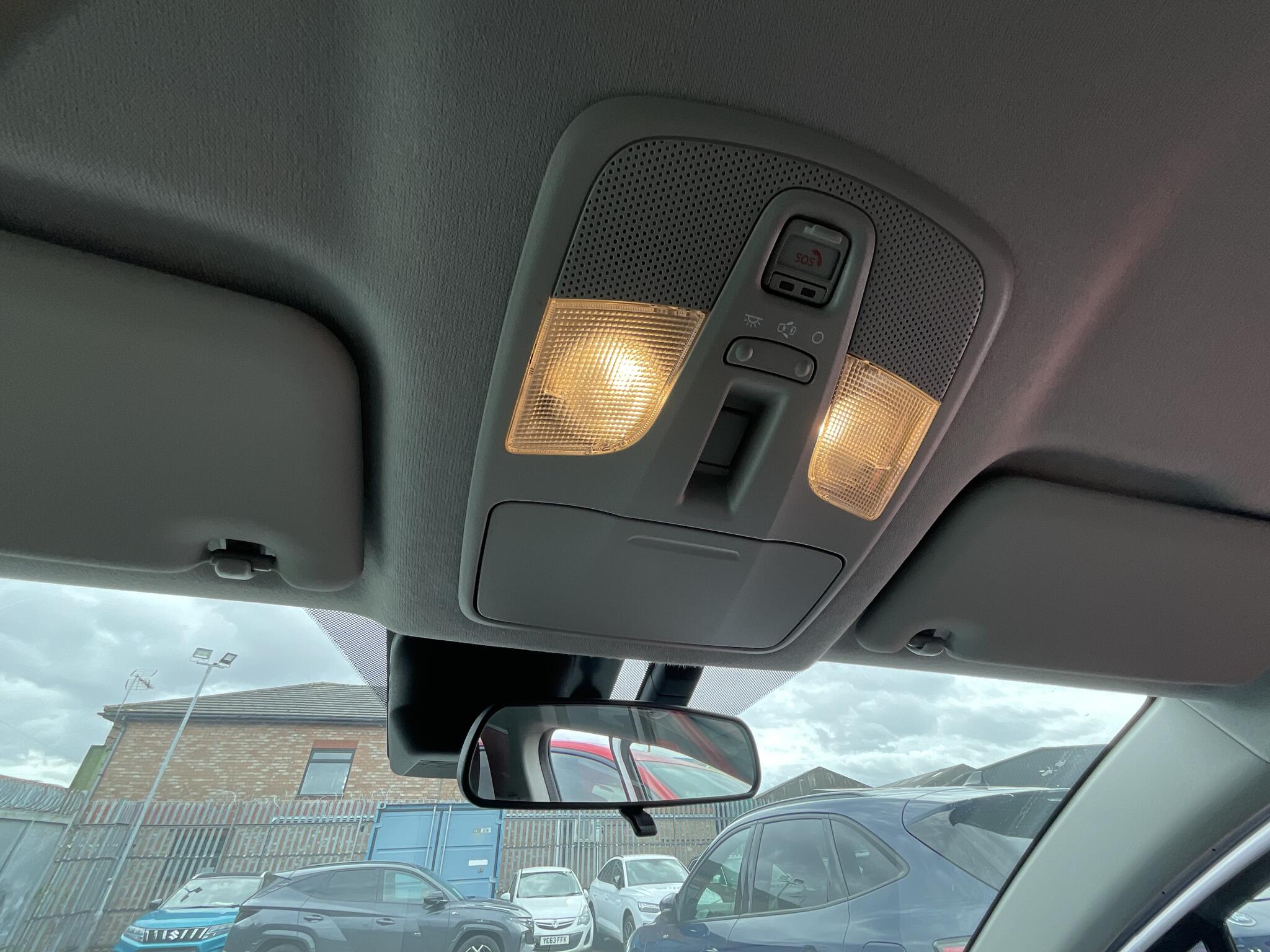 Suzuki S-Cross view 27