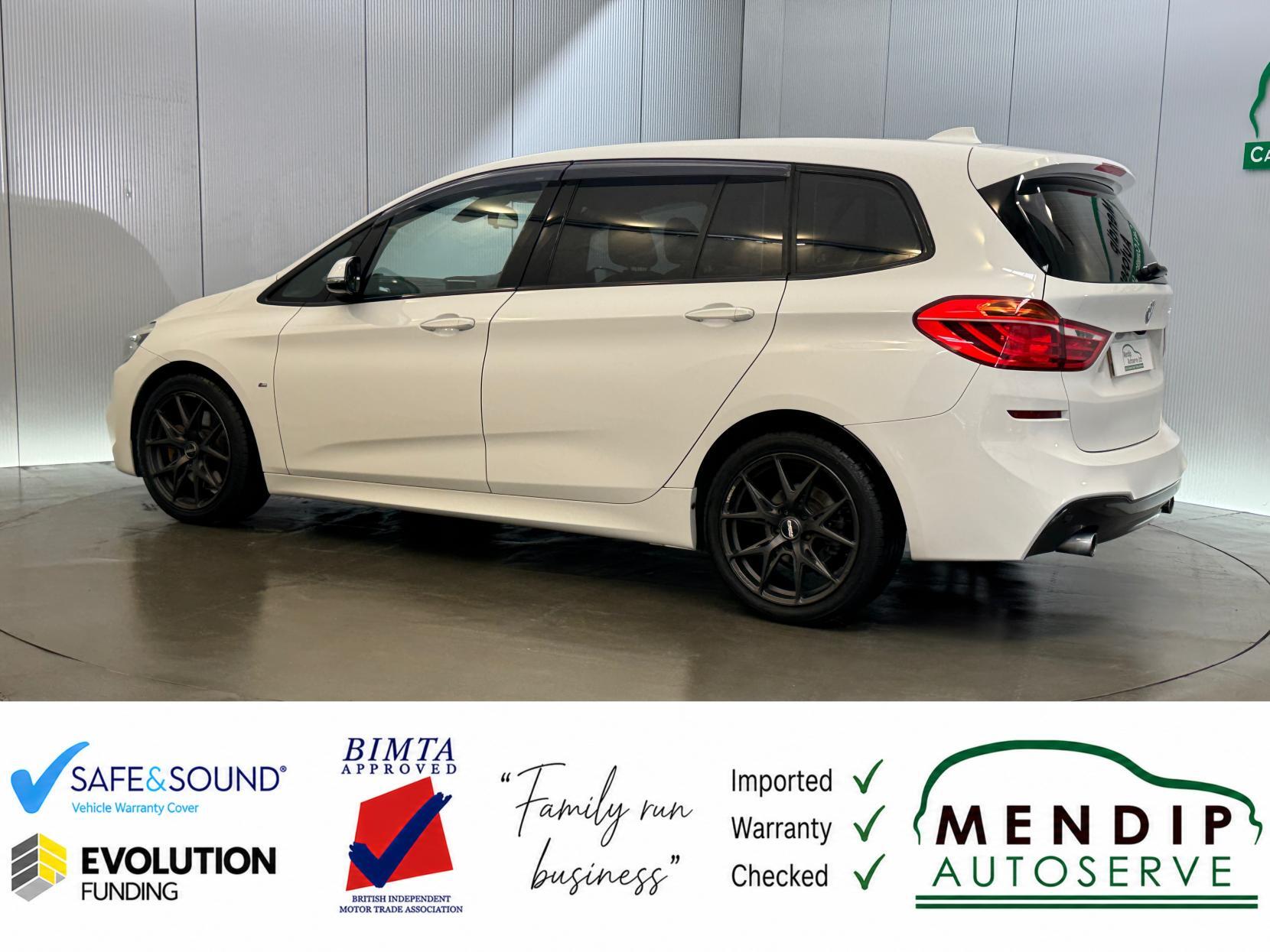 BMW 2 Series view 13