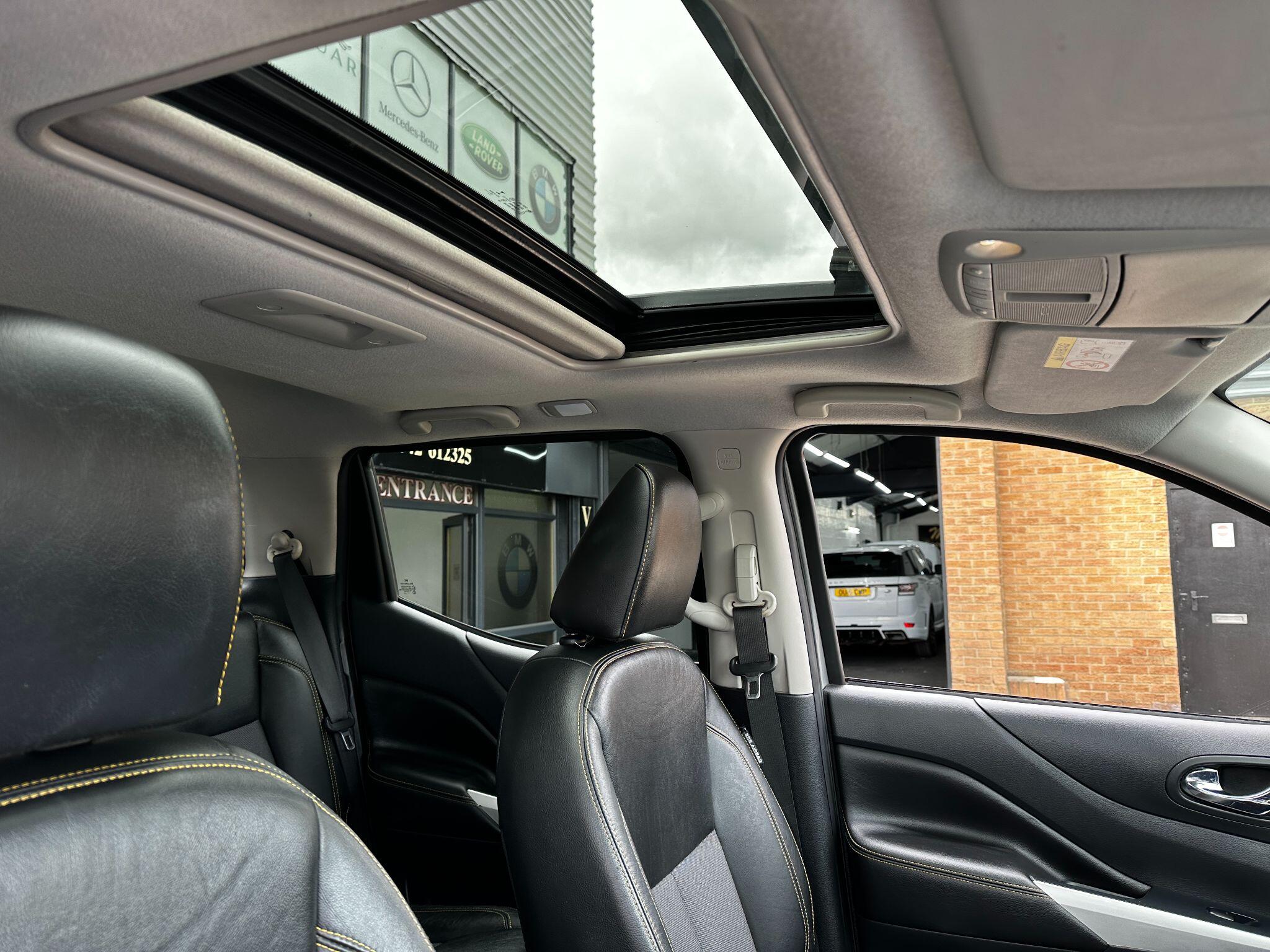 Nissan Navara view 11