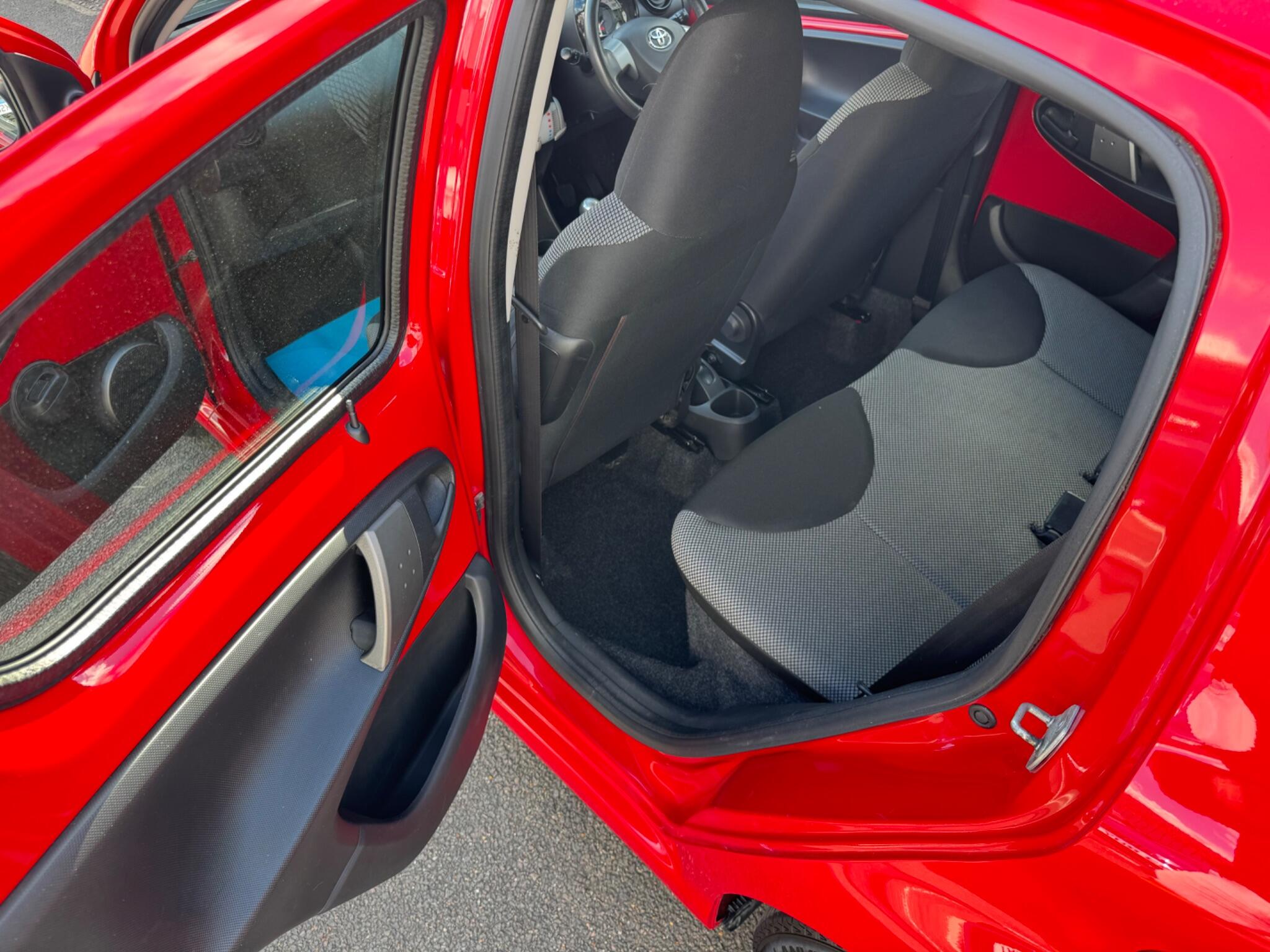 Toyota Aygo view 36