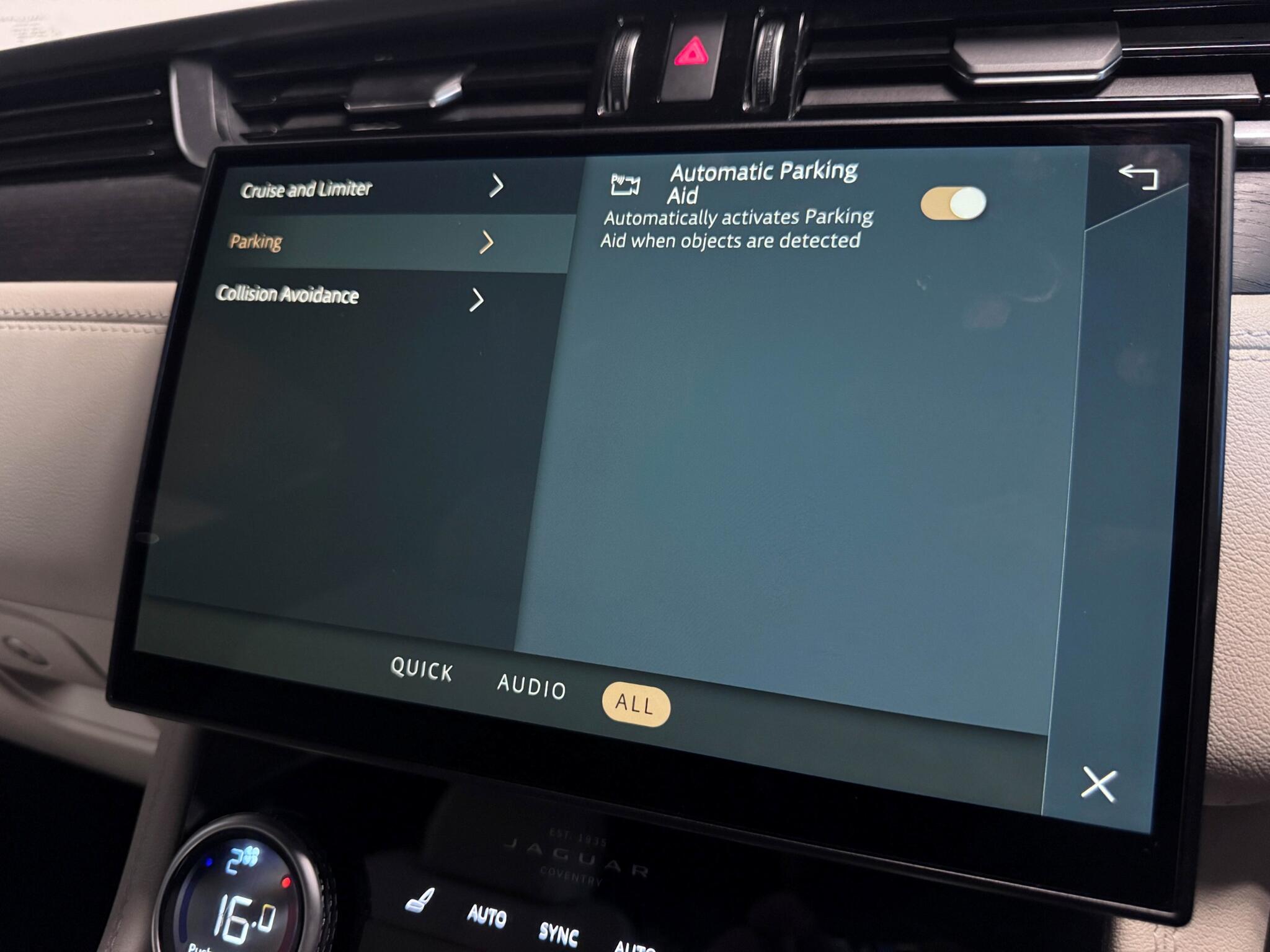 Jaguar F-Pace view 61