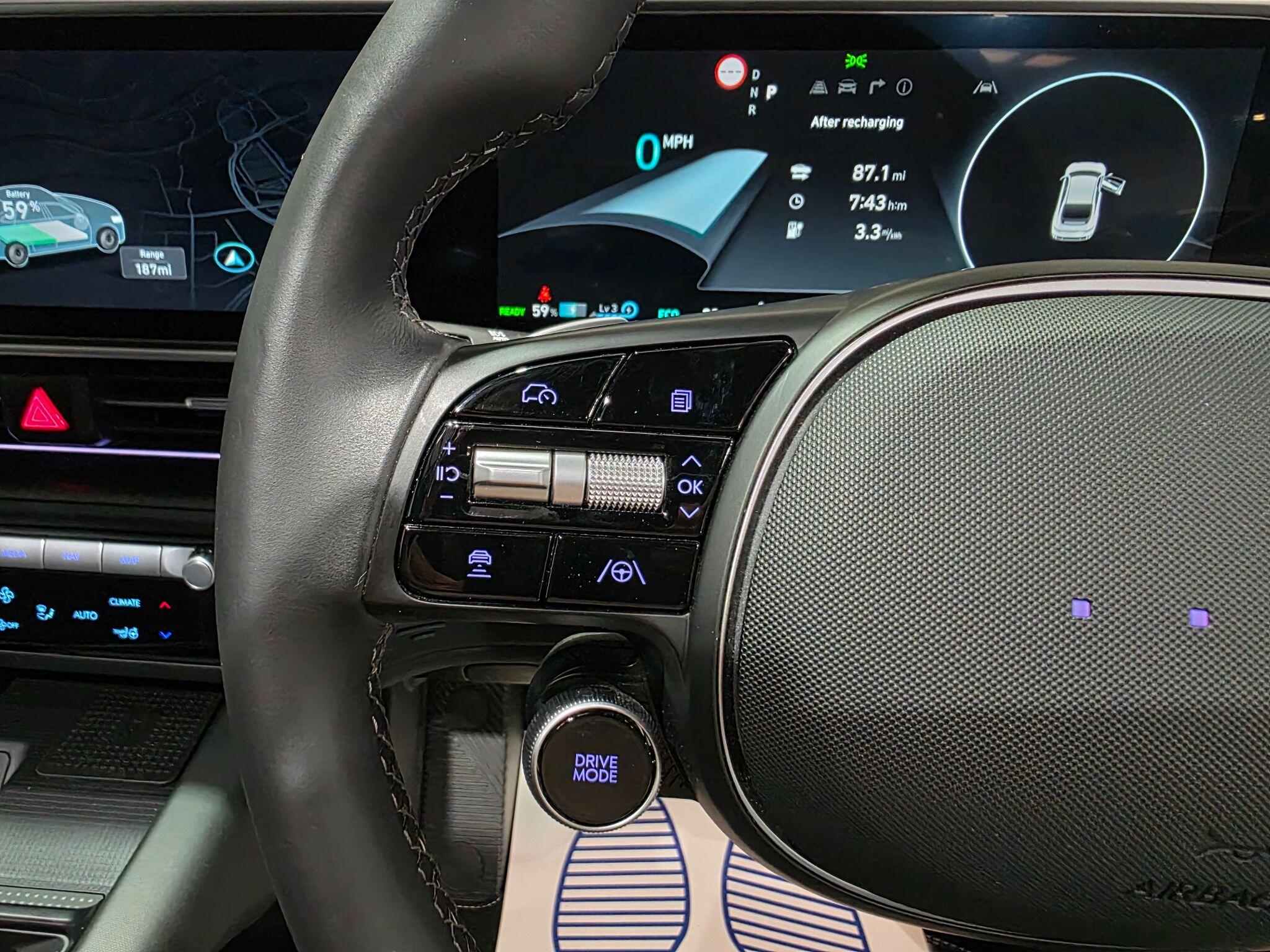 Hyundai Ioniq 6 view 21