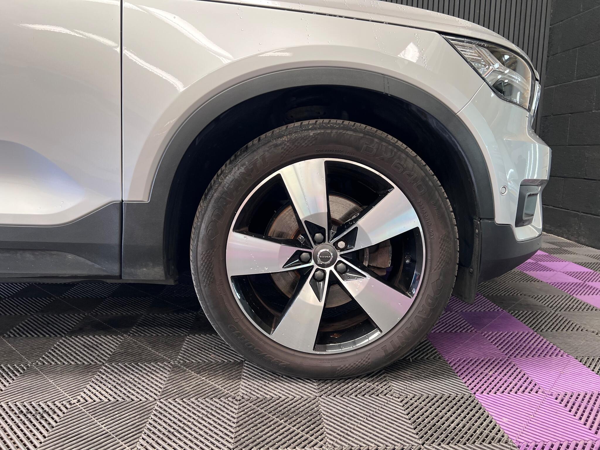 Volvo XC40 view 49