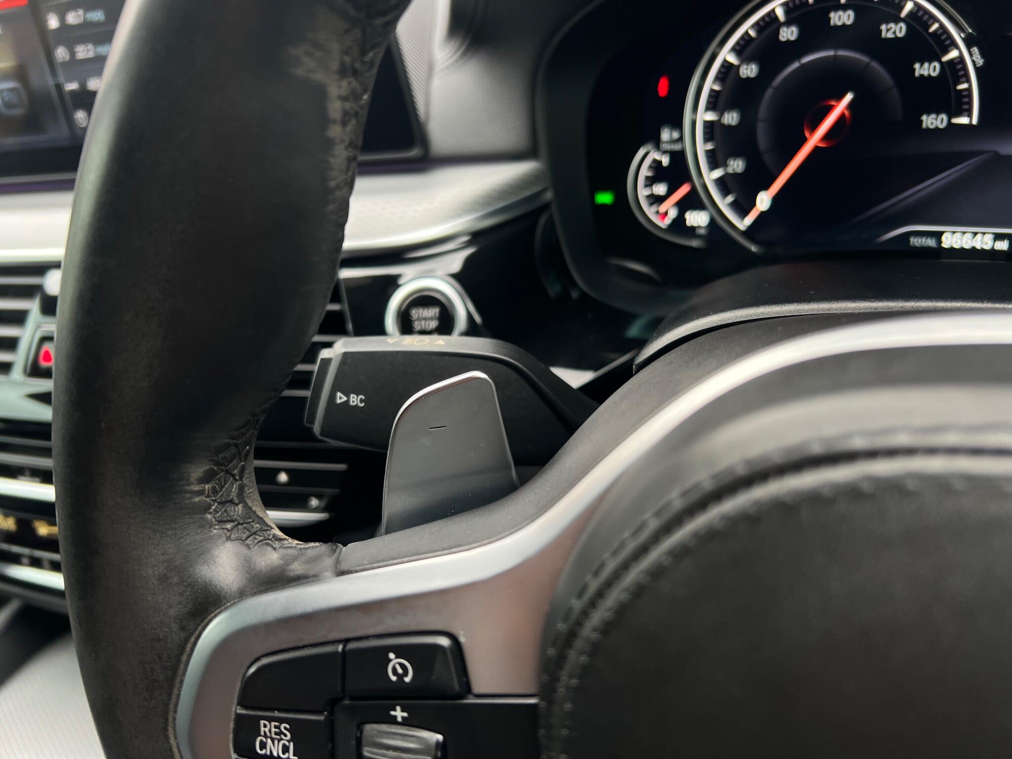 BMW 5 Series view 42
