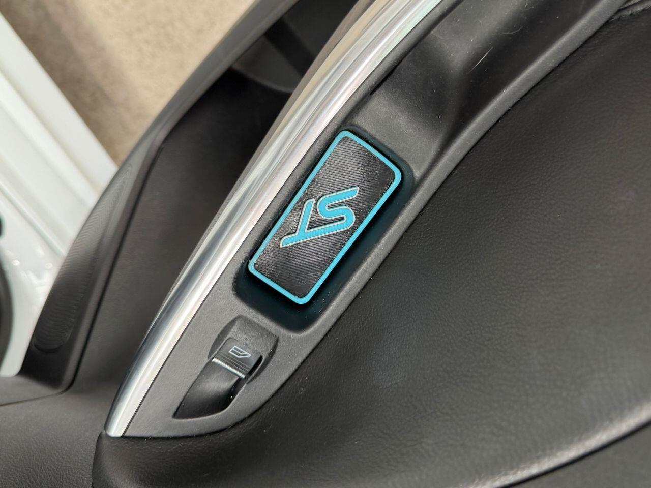 Ford Focus view 38
