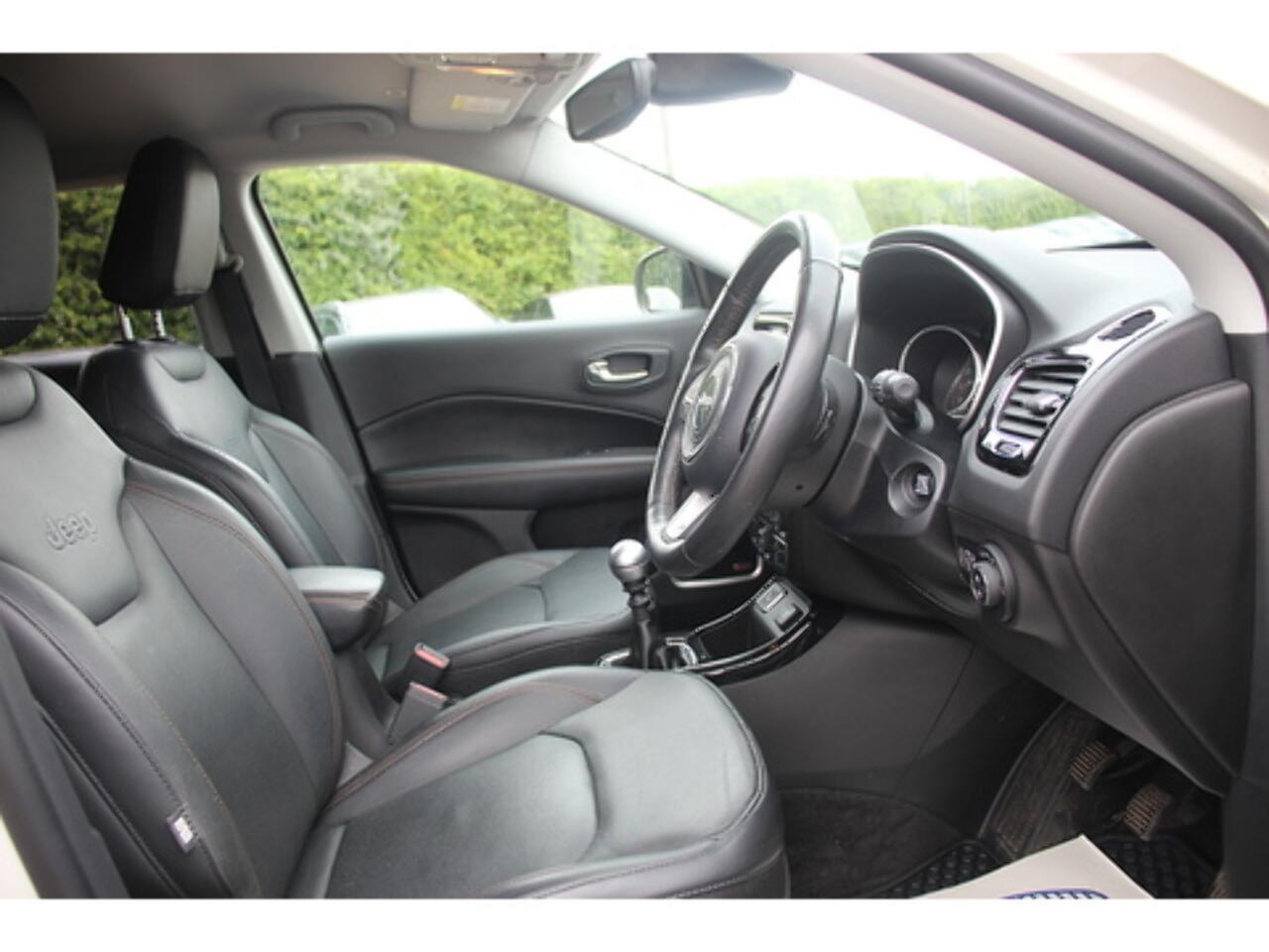 Jeep Compass view 15