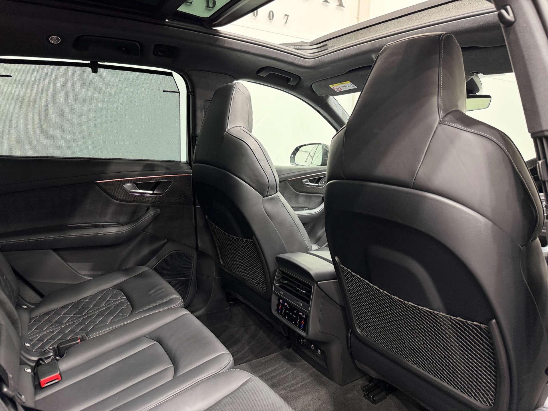 Audi SQ7 view 15