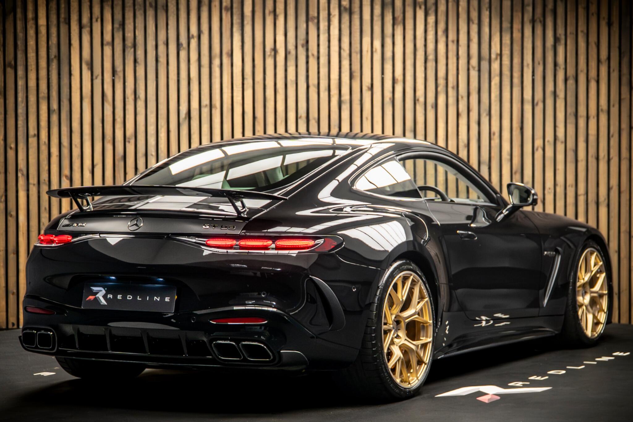 Mercedes-Benz Amg GT view 4