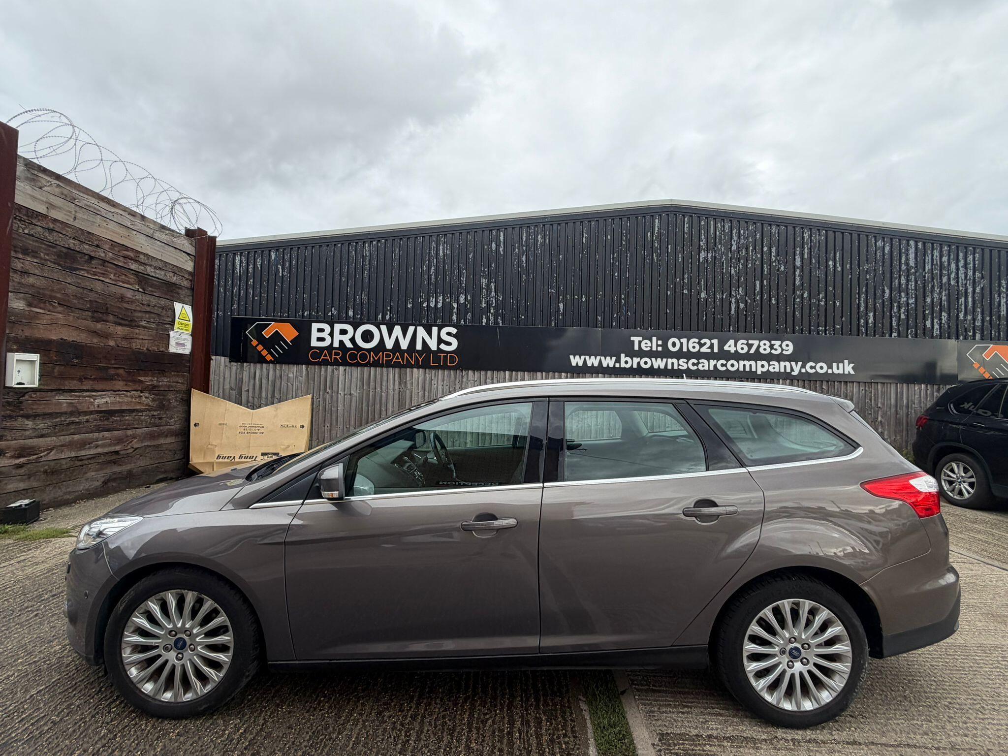 Ford Focus view 5
