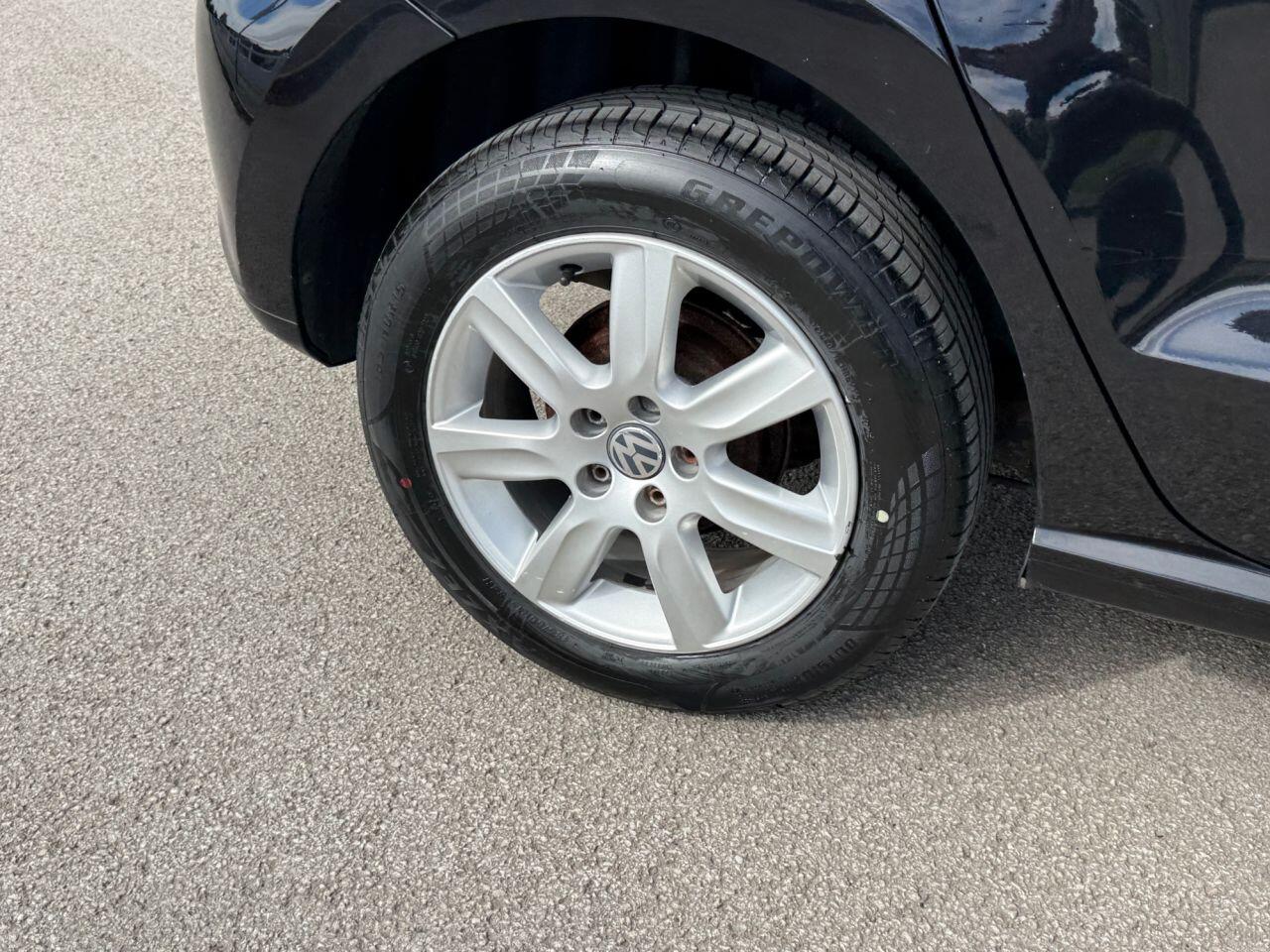 Volkswagen Polo view 11
