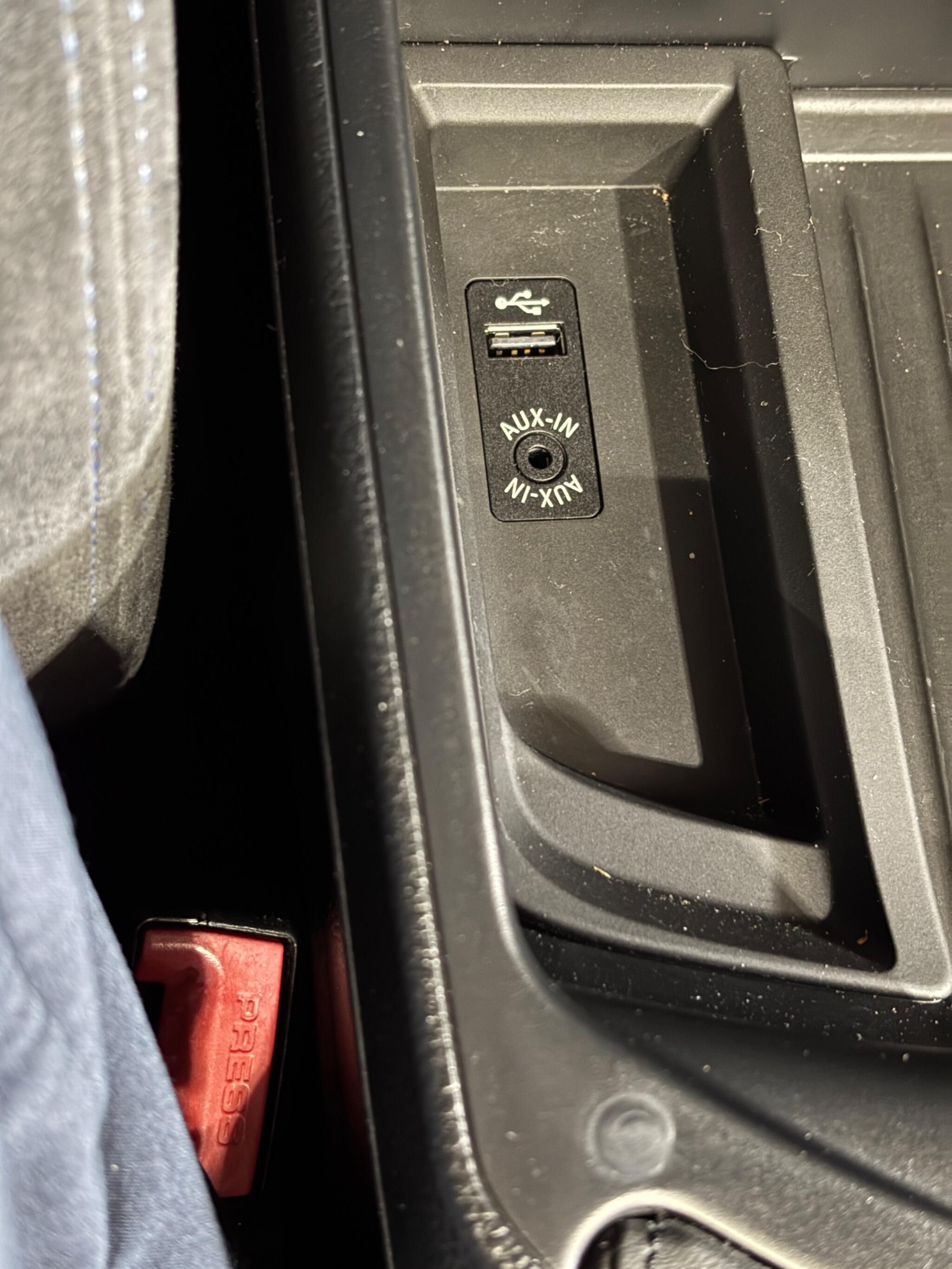 BMW 1 Series view 40