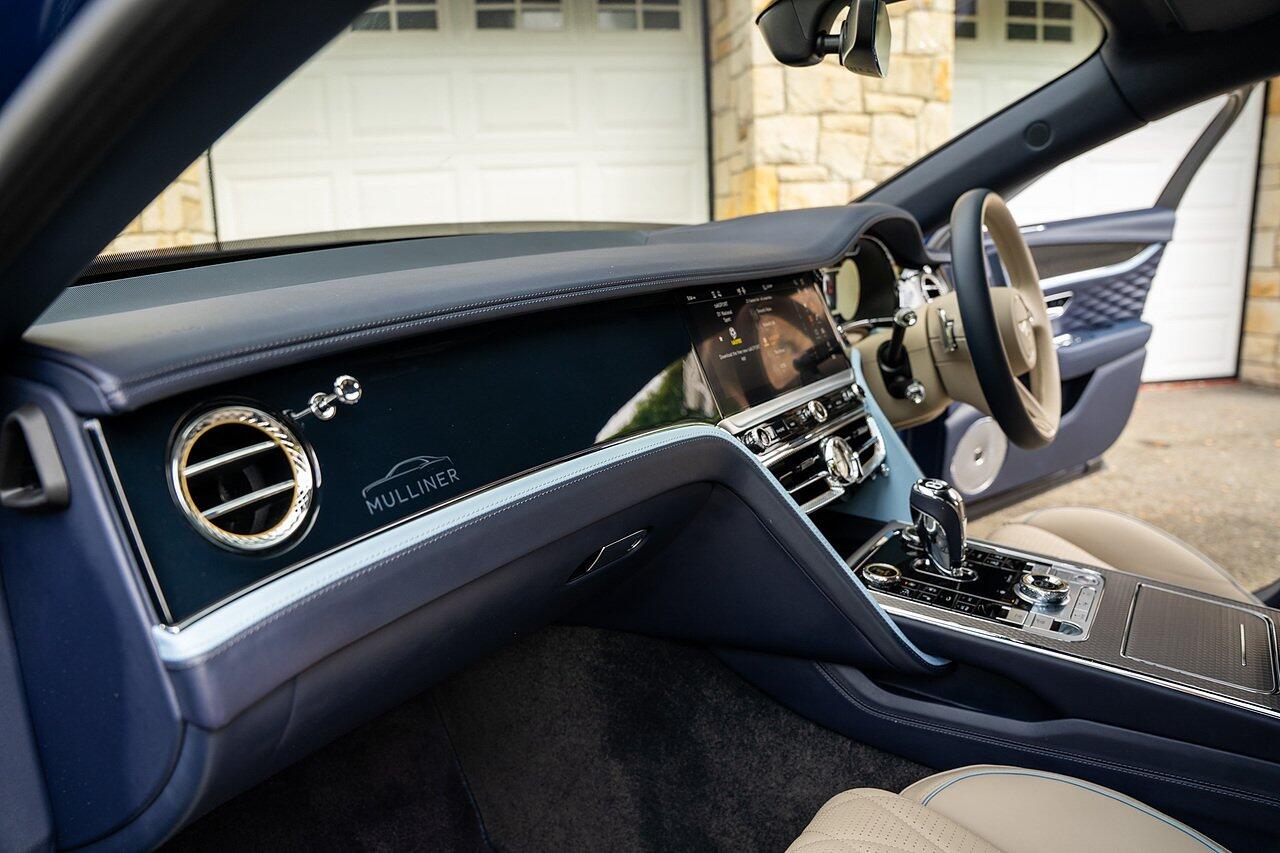 Bentley Flying Spur view 74