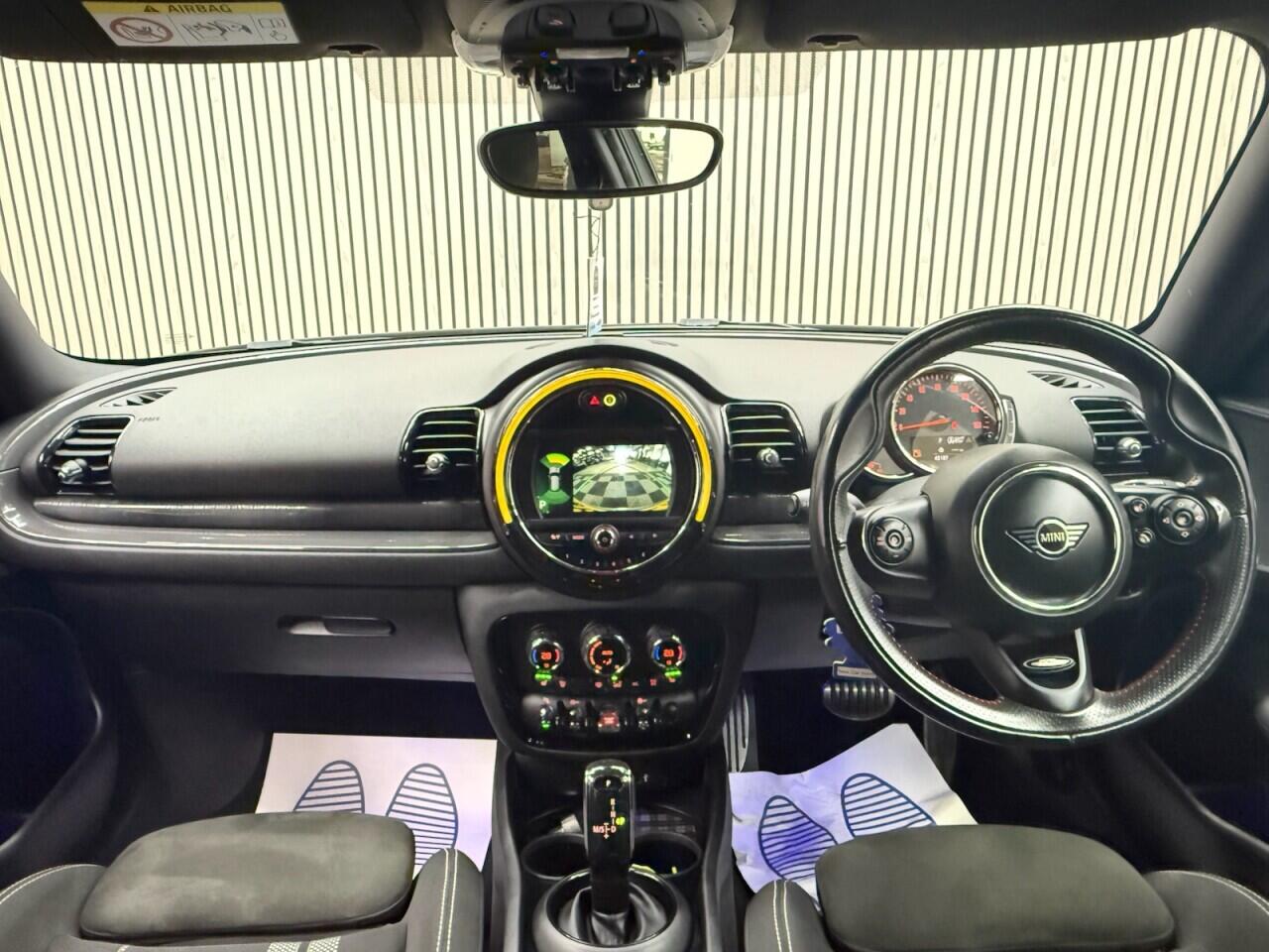 Mini Clubman view 8