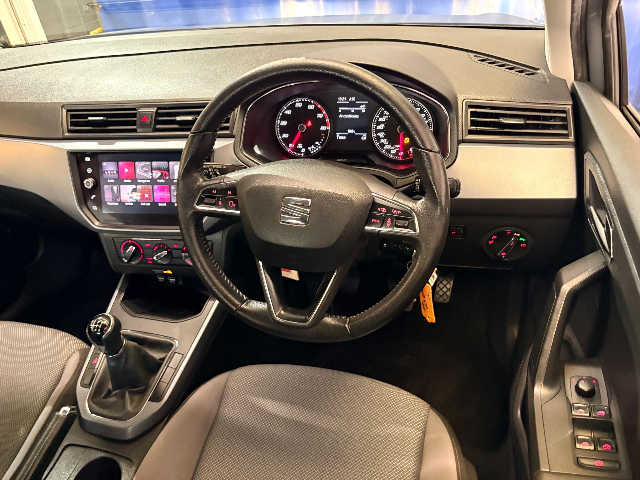 Seat Arona view 4