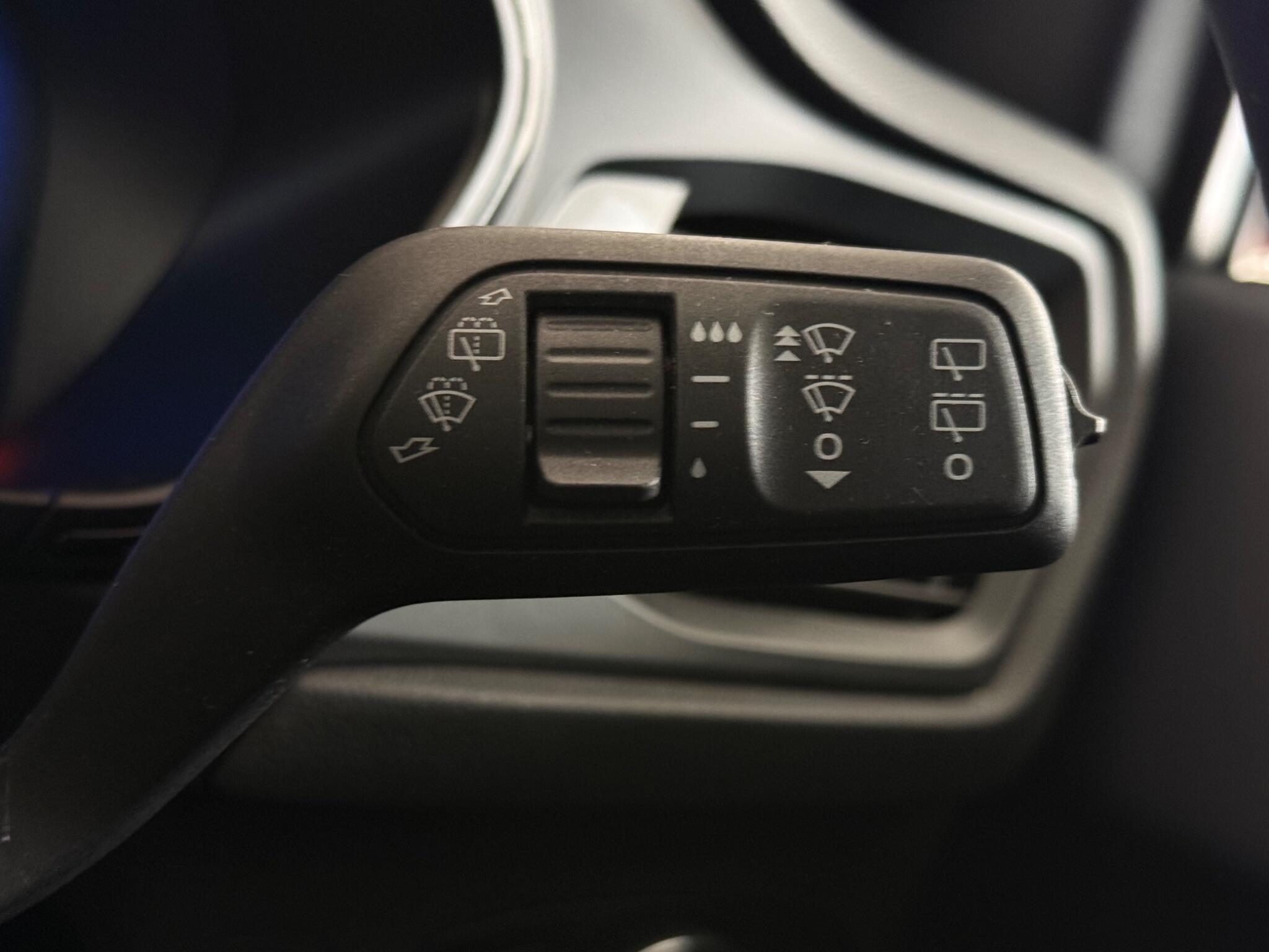 Ford Focus view 22