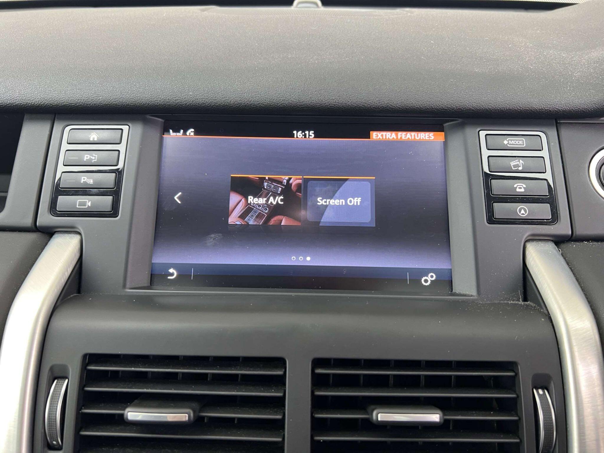 Land Rover Discovery Sport view 33