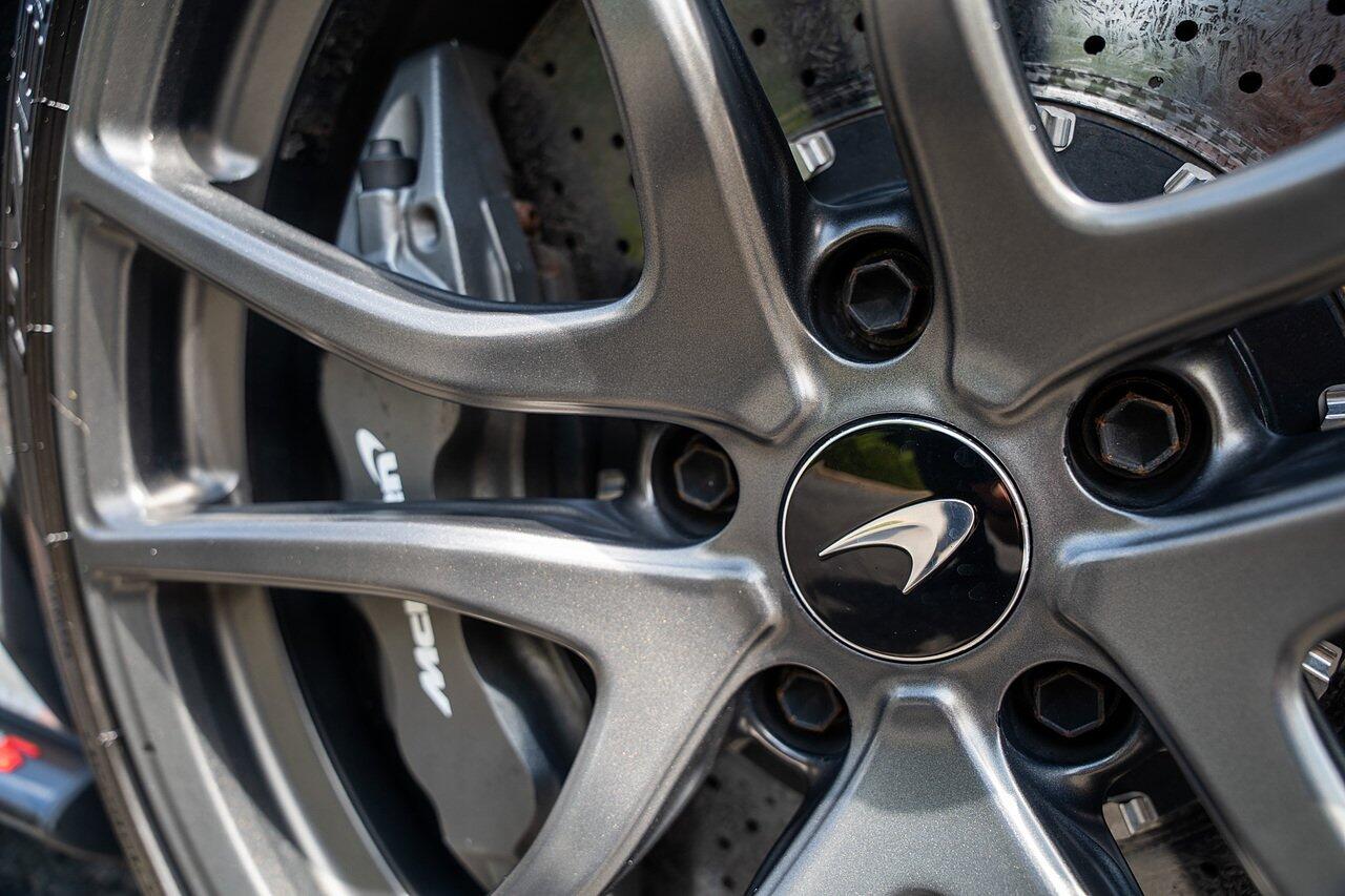 McLaren 570S view 7