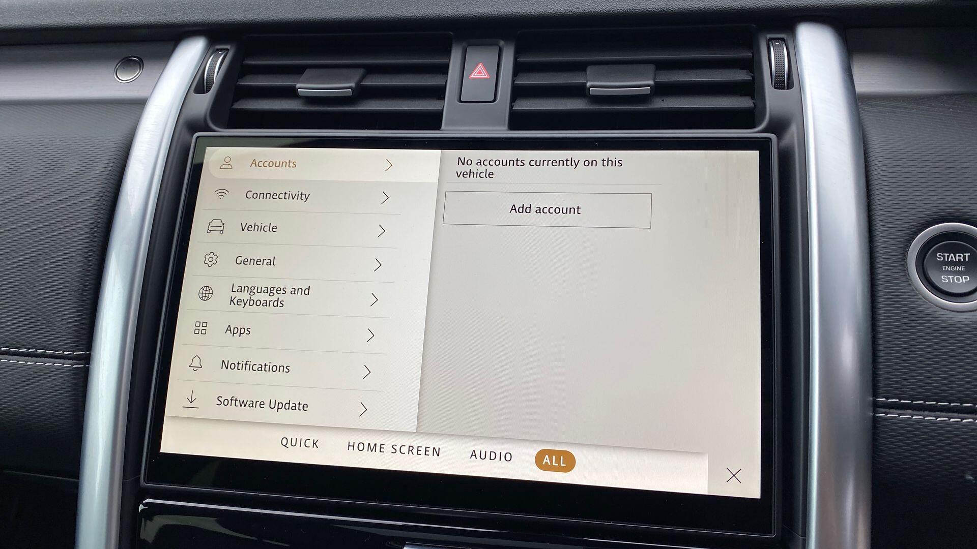 Land Rover Discovery view 34