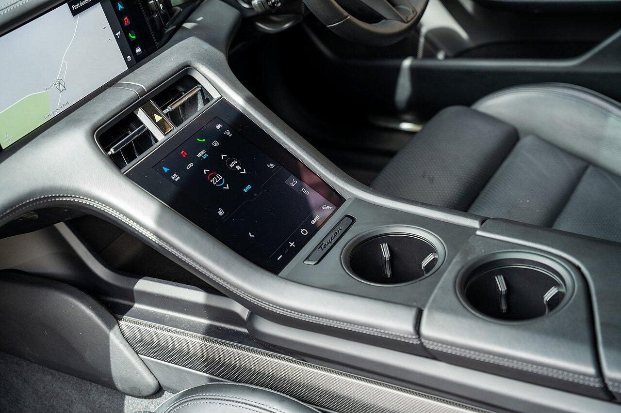 Porsche Taycan view 61