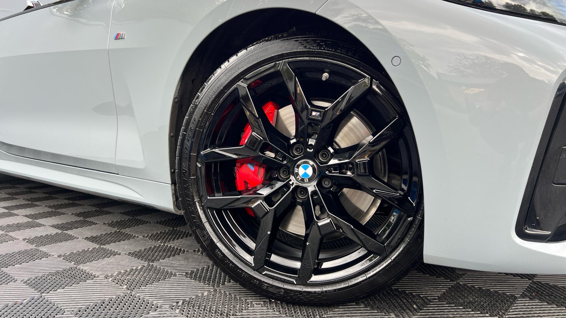 BMW 4 Series view 25