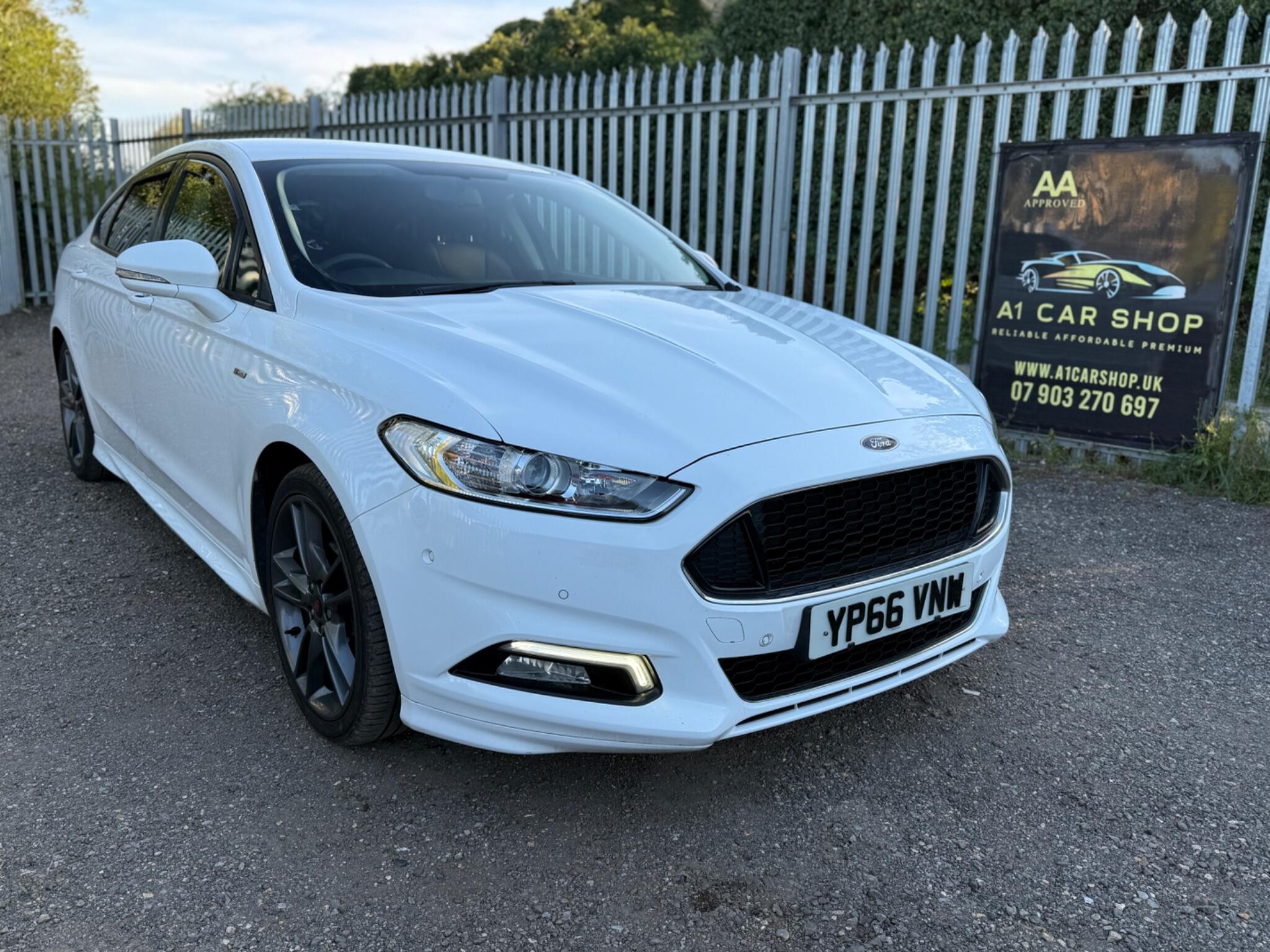 2016 Ford Mondeo image 2