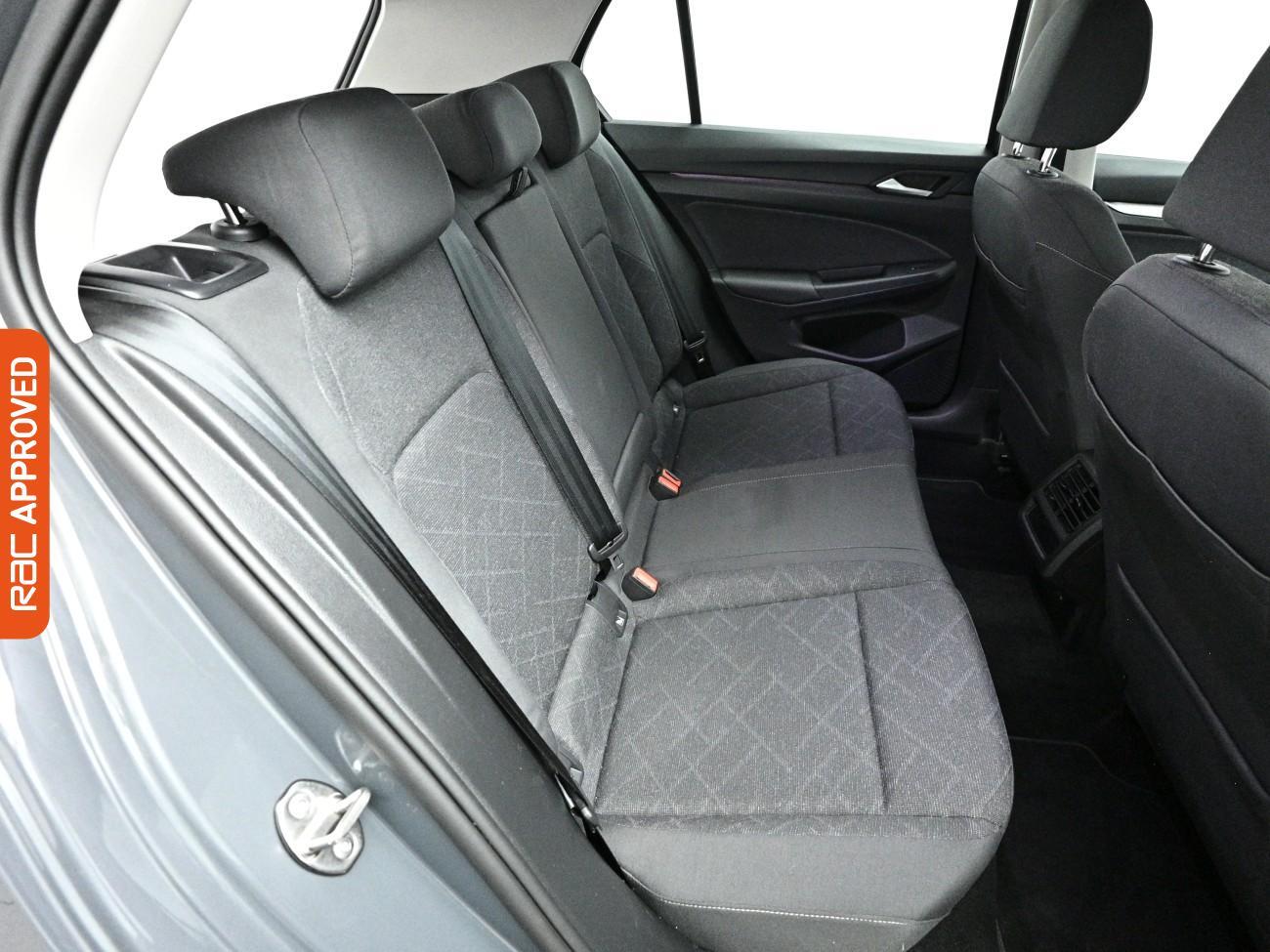 Volkswagen Golf view 13