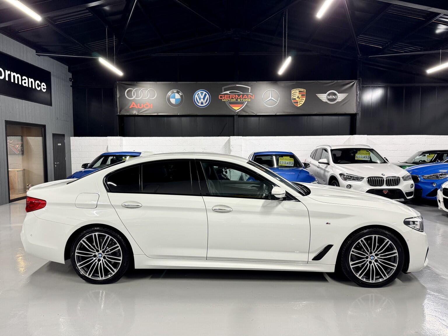 BMW 5 Series view 21