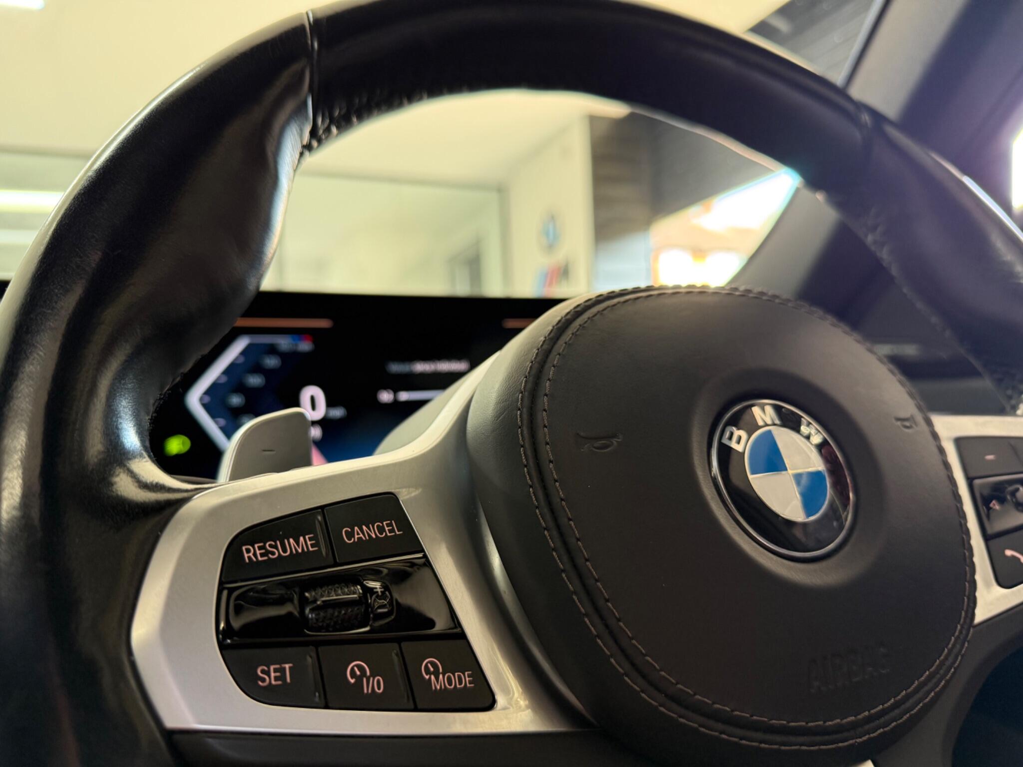 BMW X6 view 37