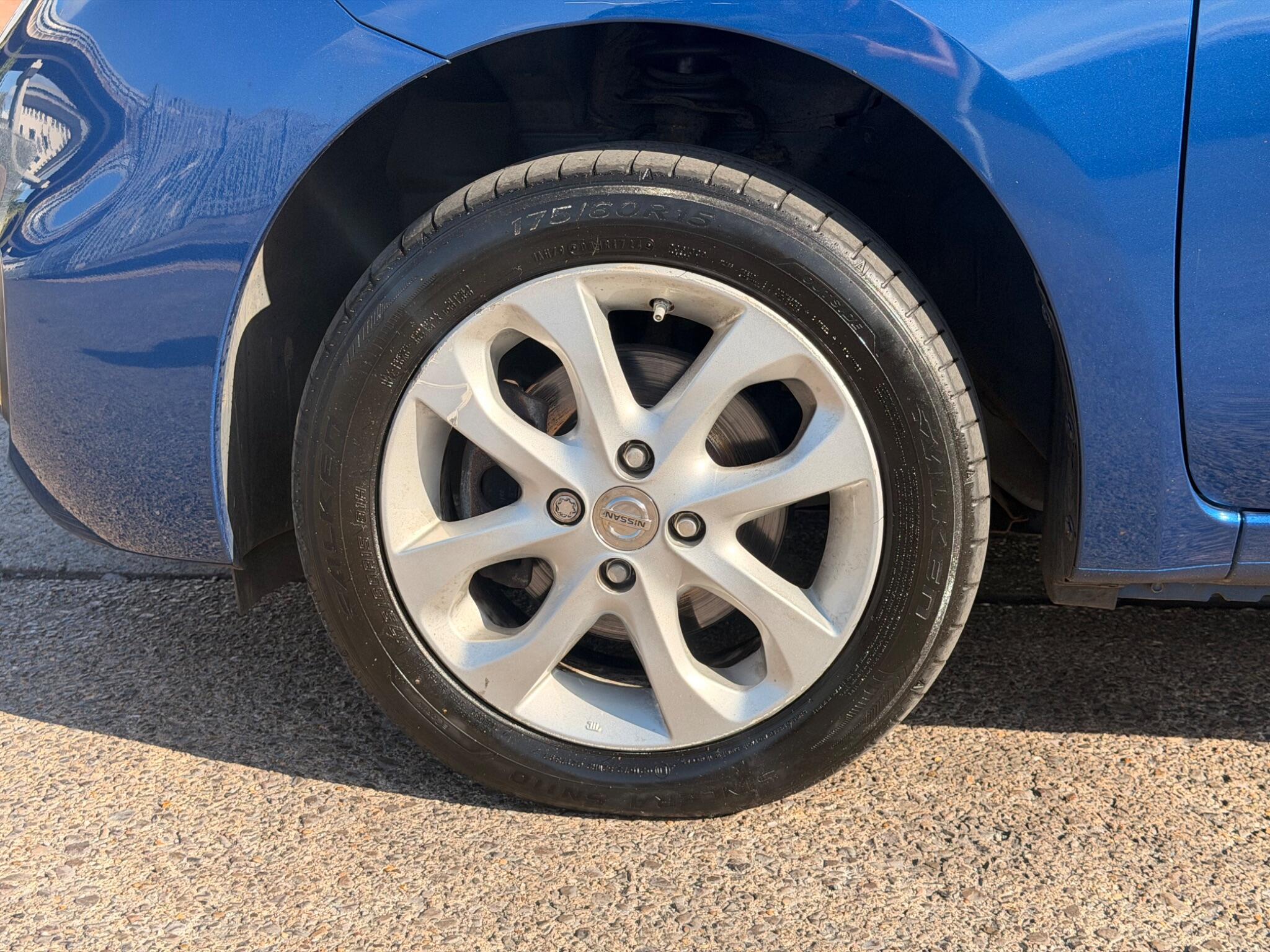 Nissan Micra view 48