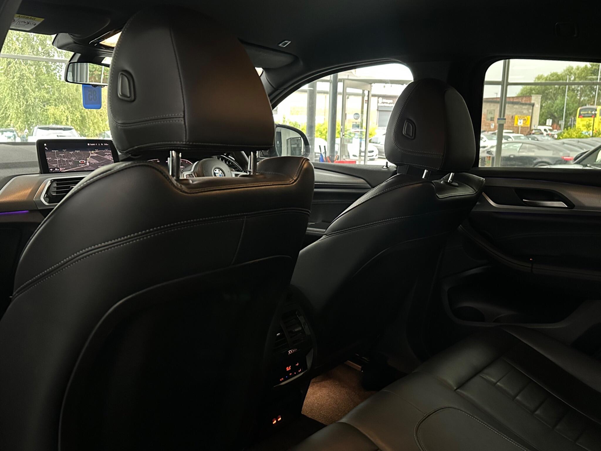 BMW X4 view 36