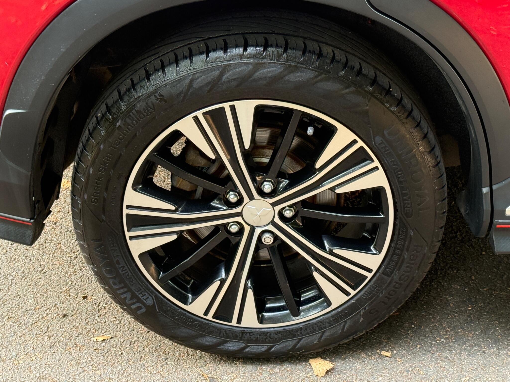 Mitsubishi Eclipse Cross - Image 12