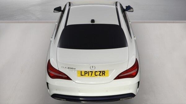 Mercedes-Benz Cla view 9