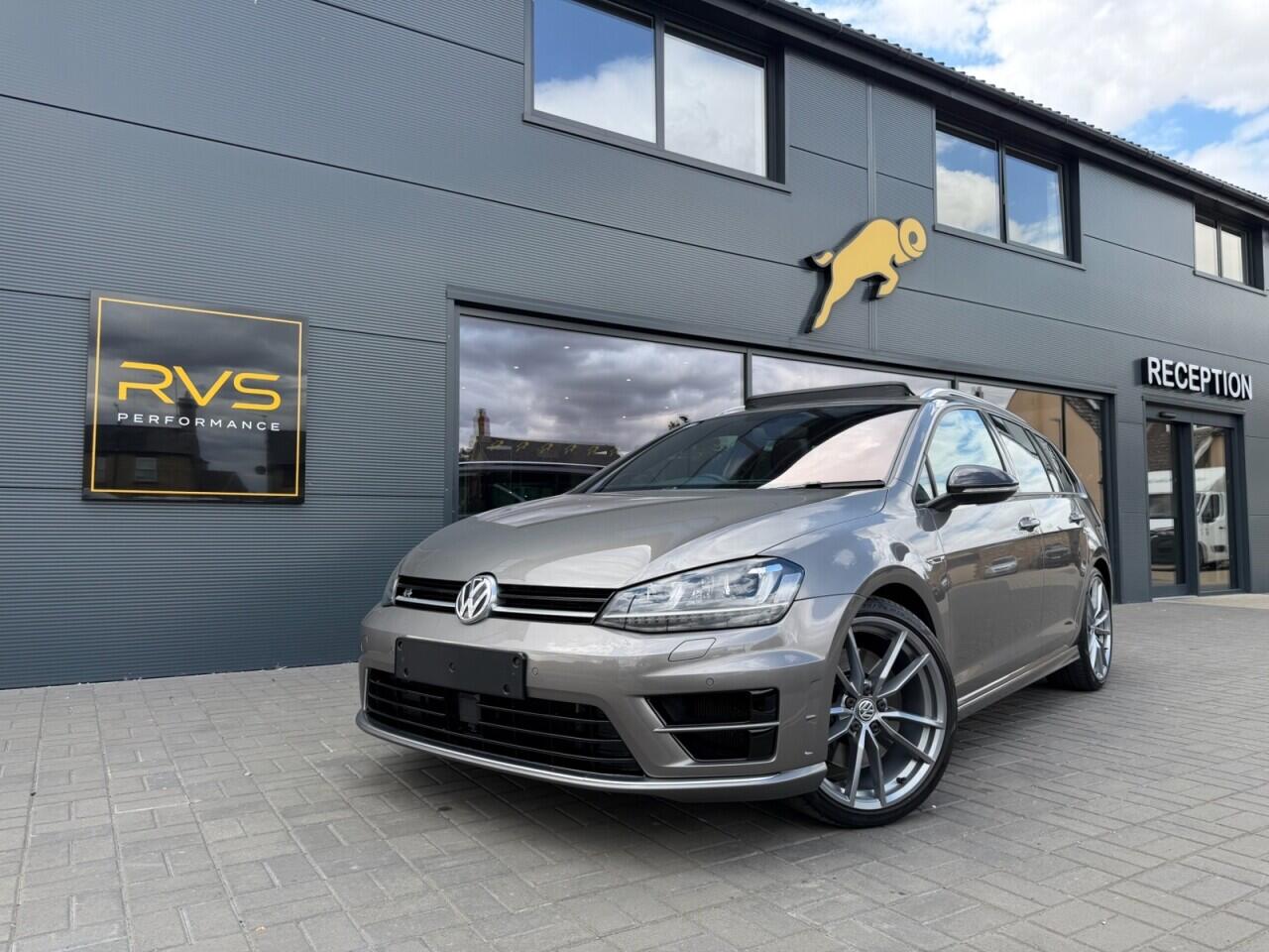 Volkswagen Golf main image