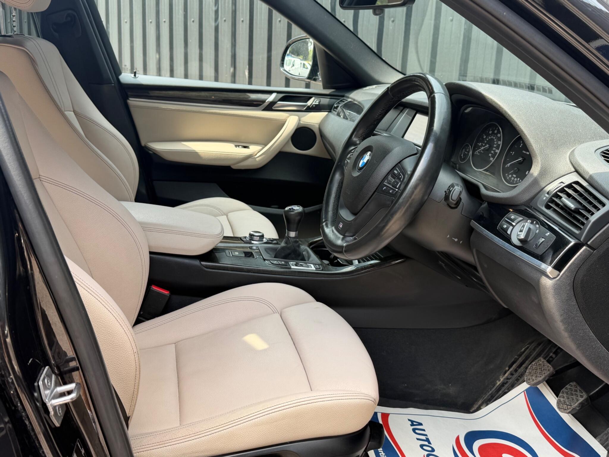 BMW X4 view 22