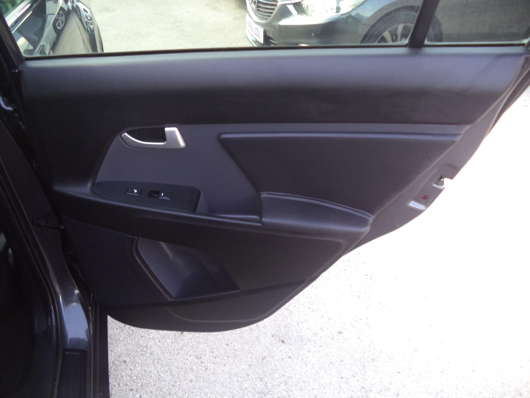 Kia Sportage view 25