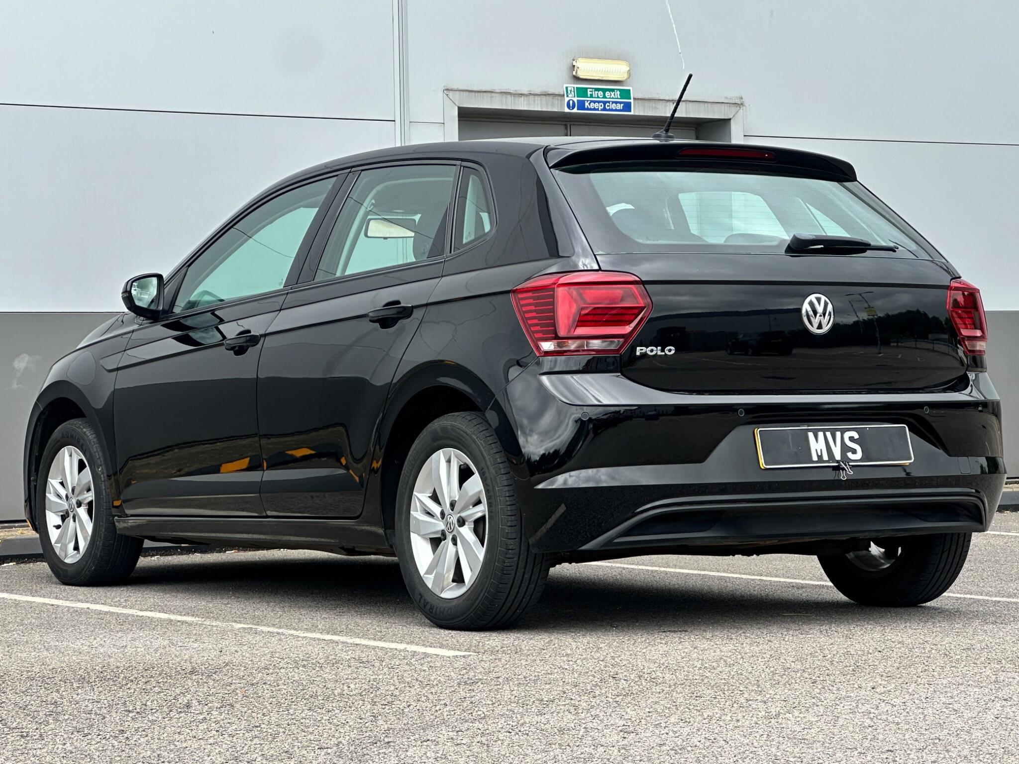 Volkswagen Polo view 10